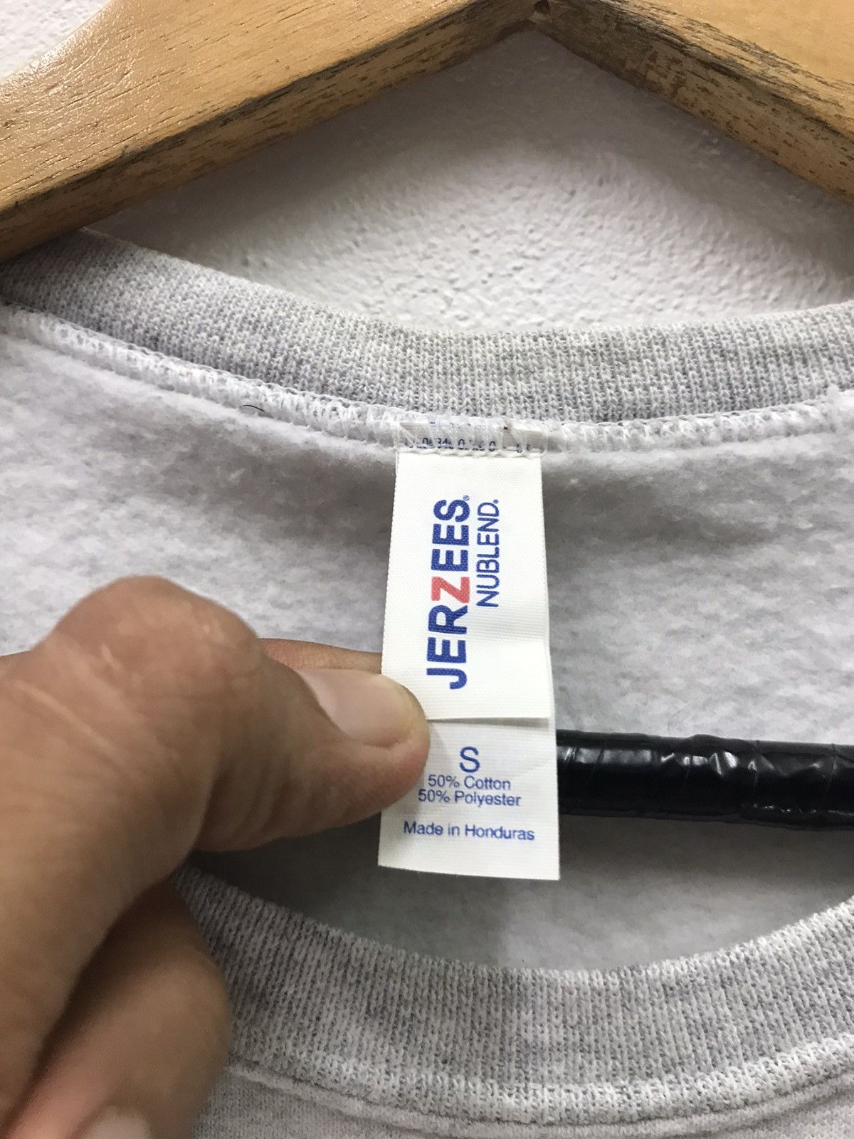 Sports Specialties × Vintage Vintage Cape Cos Massachusetts Sweatshirt Size US S / EU 44-46 / 1 - 6 Thumbnail