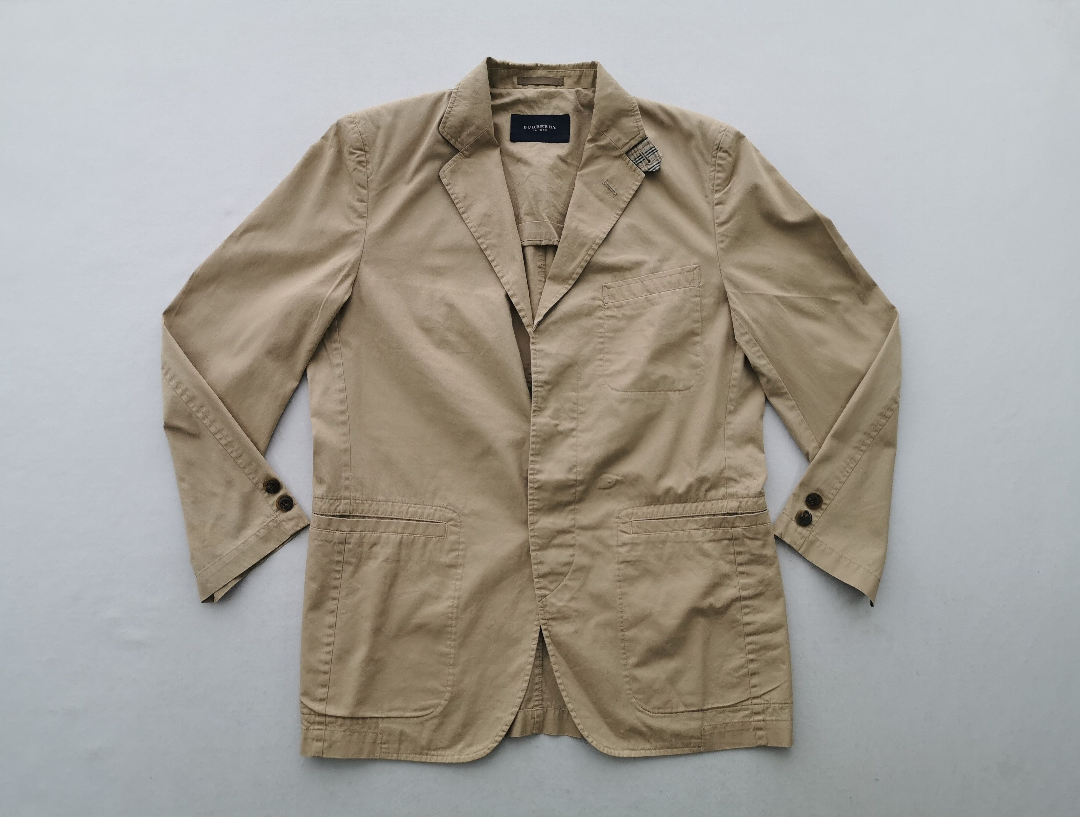Burberry Vintage 90s Burberry Trench Coat Jacket Made In Japan Size L Size US L / EU 52-54 / 3 - 1 Thumbnail