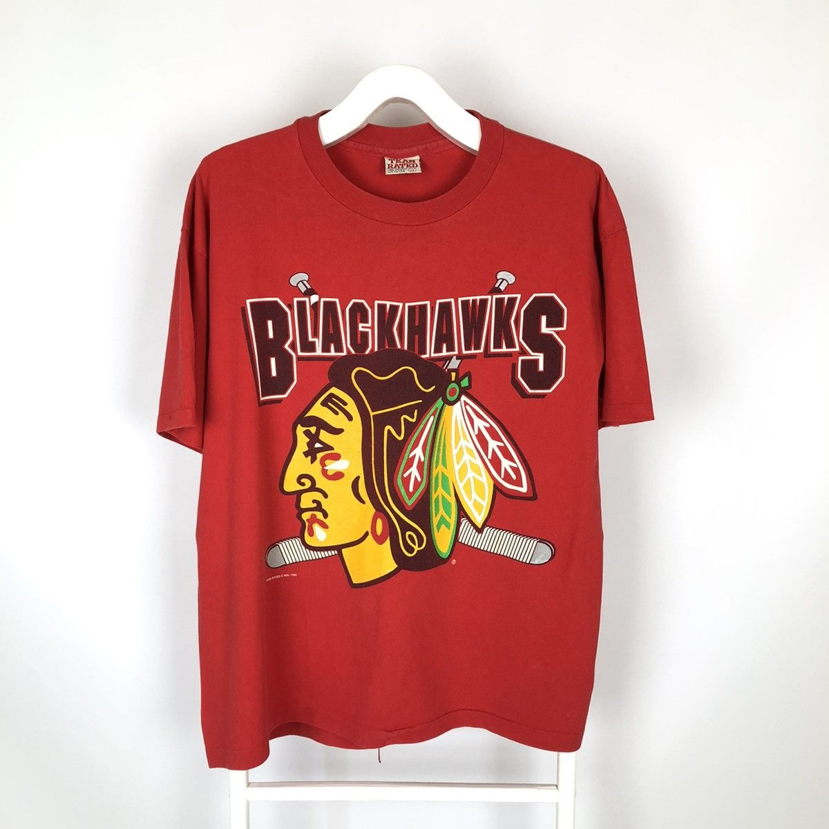 NHL 1992 Vintage Chicago Blackhawks NHL Logo T-Shirt Size US XL / EU 56 / 4 - 1 Thumbnail