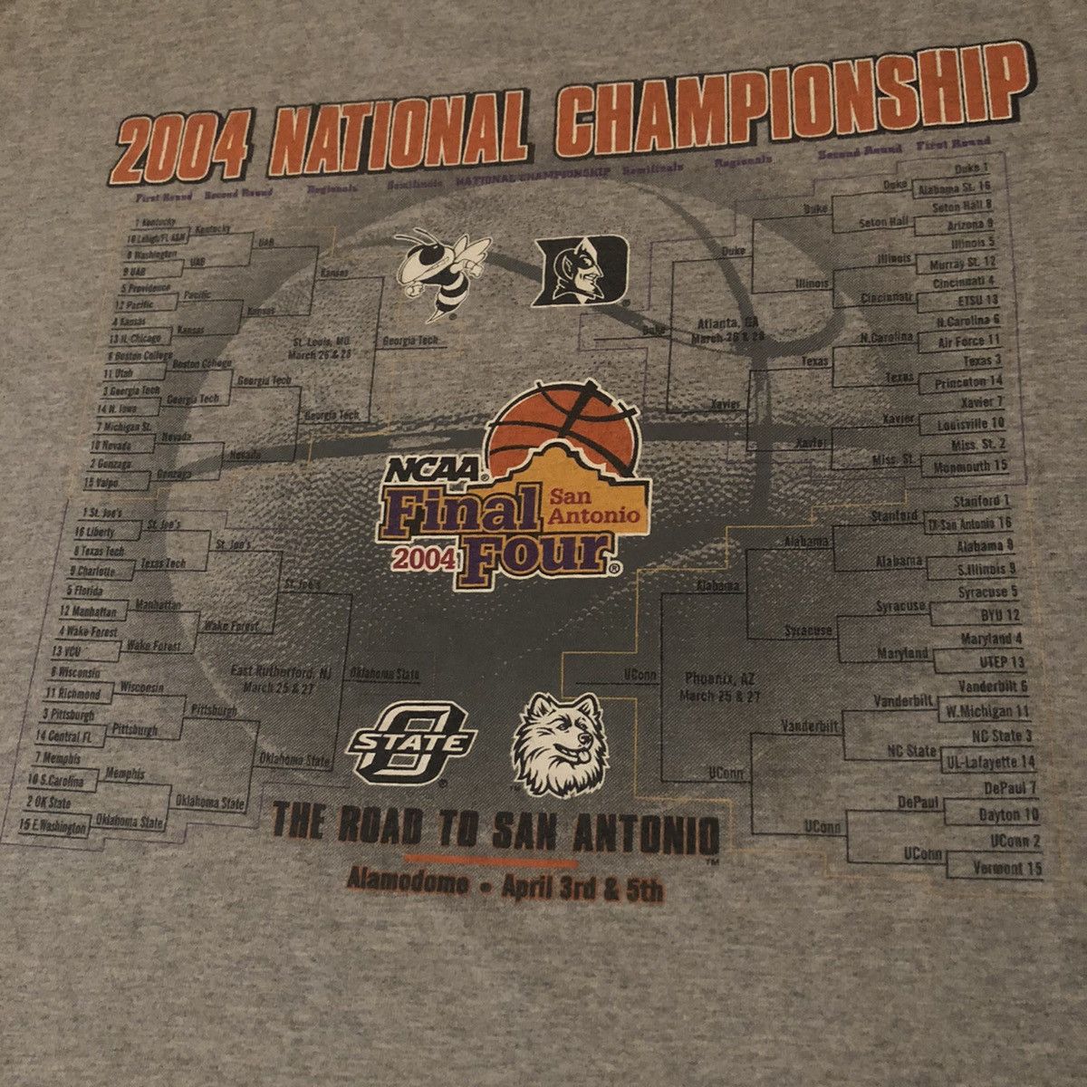 Champion × NCAA × Vintage Vintage 04 NCAA Final Four National Champions Tournament Tee Size US M / EU 48-50 / 2 - 5 Thumbnail