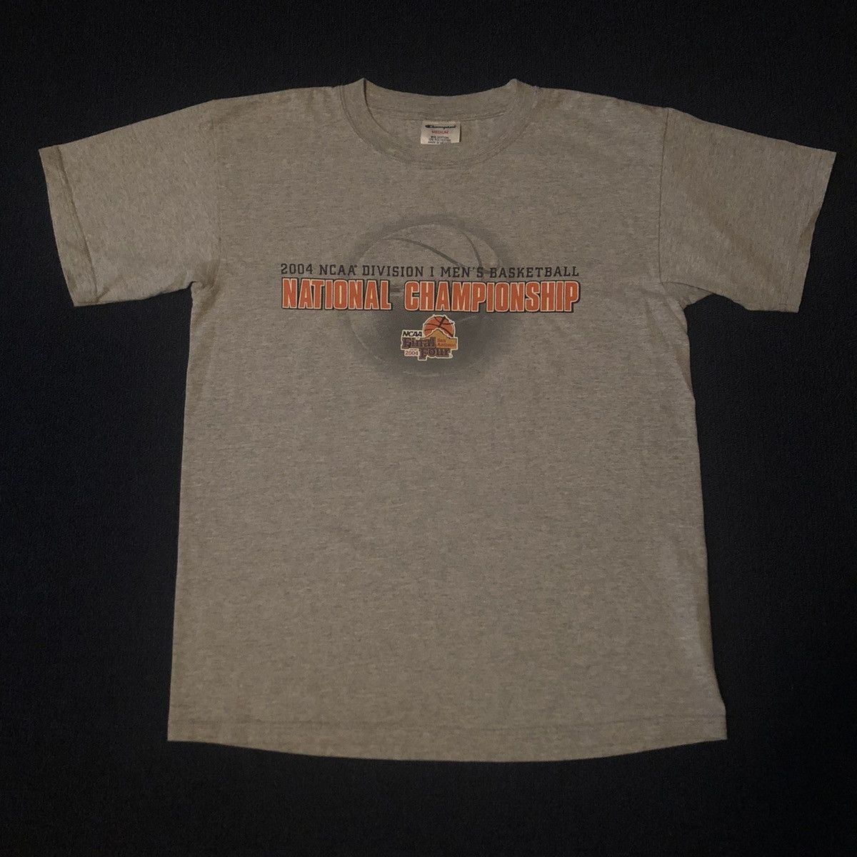 Champion × NCAA × Vintage Vintage 04 NCAA Final Four National Champions Tournament Tee Size US M / EU 48-50 / 2 - 3 Thumbnail