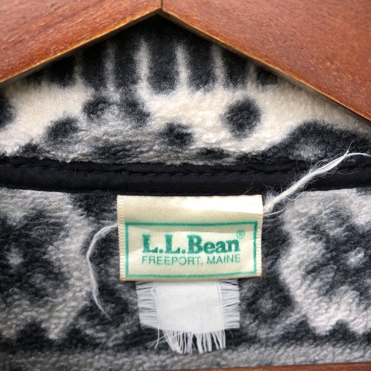 L.L. Bean 🔥Vintage L.L Bean Full Print Pleece Snap Button Jacket Size US M / EU 48-50 / 2 - 5 Thumbnail