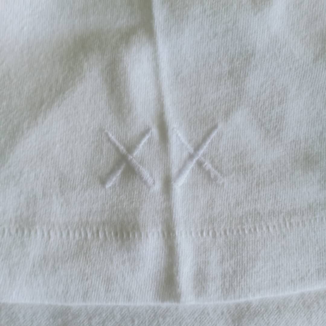 Kaws × Peanuts × Uniqlo Peanuts x Kaws tee Size US M / EU 48-50 / 2 - 3 Thumbnail