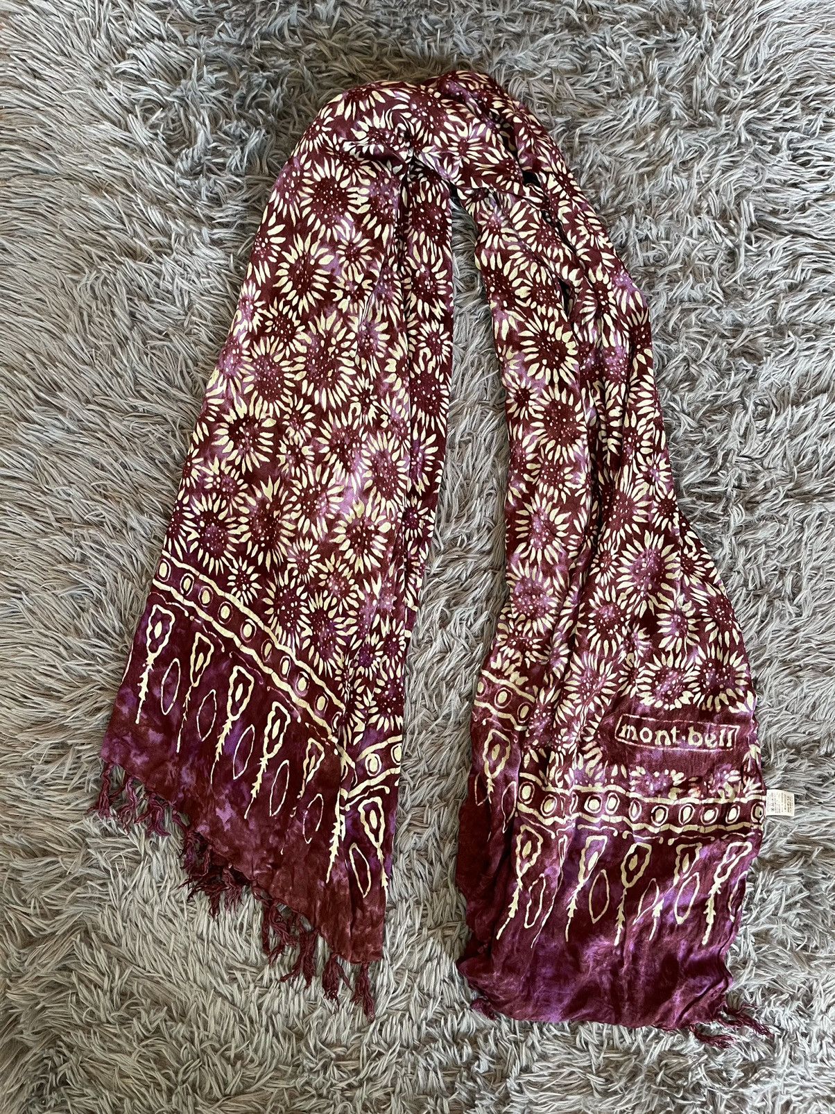MontBell Shemagh 00s vintage gorpcore style huge scarf
