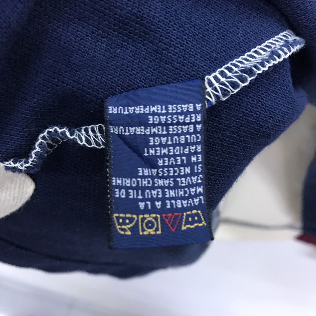 Tommy Hilfiger × Vintage Rare!! Tommy Hilfiger Long Sleeve Polo T-shirt Size US XL / EU 56 / 4 - 16 Thumbnail