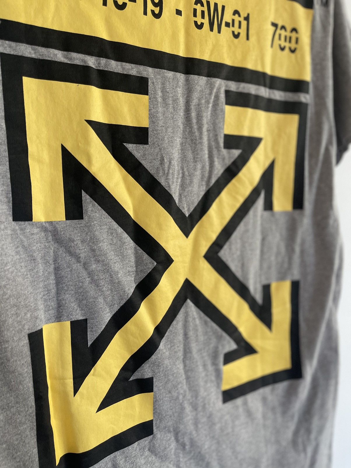 Off white marker Arrows TEE