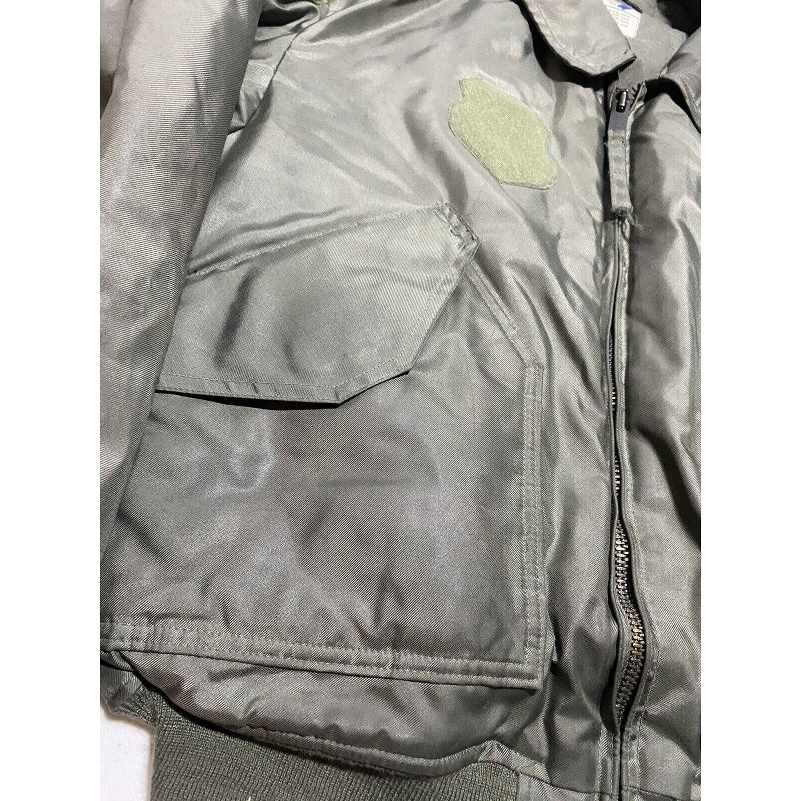 Vintage 90s Alpha Industries CWU 45/P flight jacket Large M7