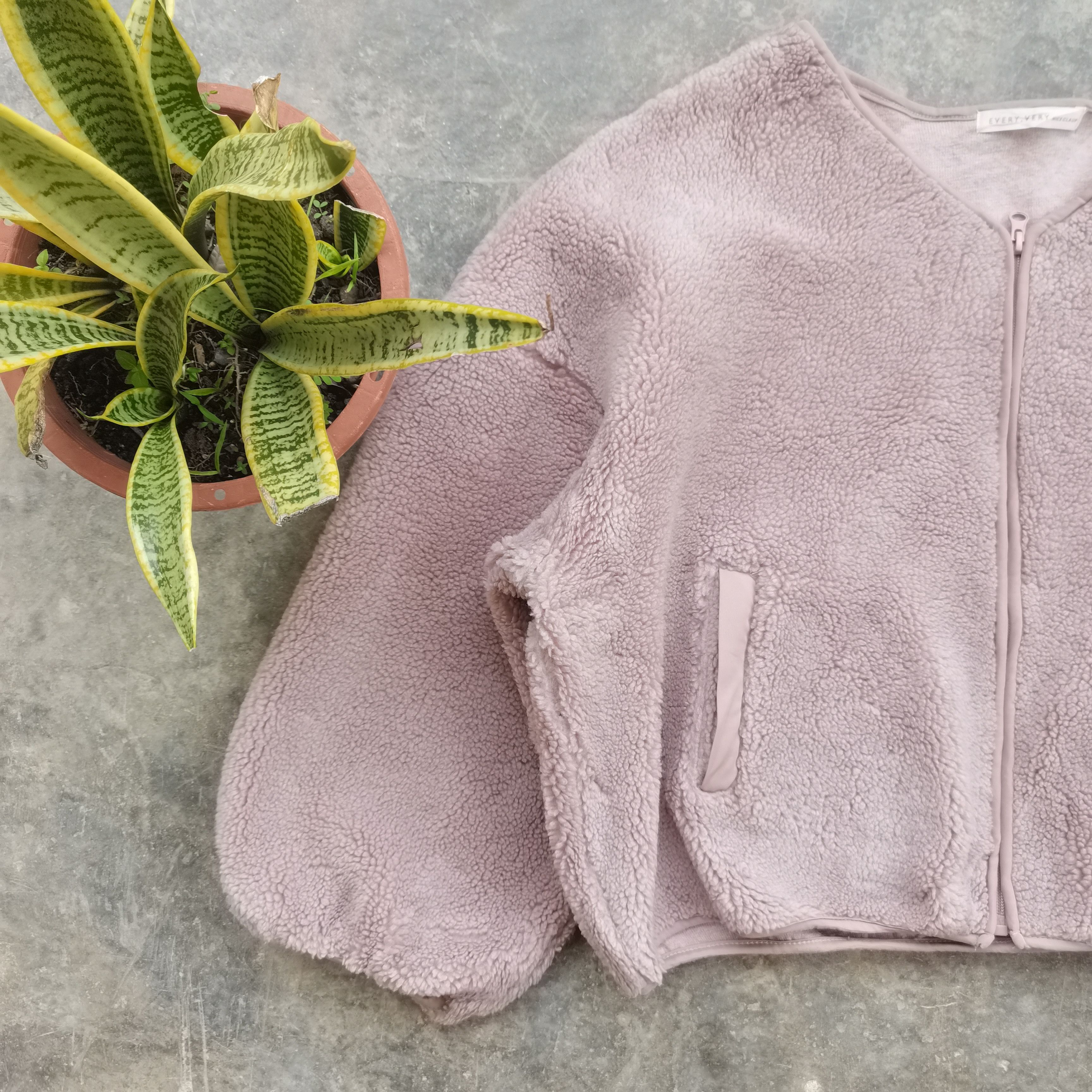 Japanese Brand Steals🔥 Japanese Brand Fleece Cropped Zipper Up Cardigan Size US L / EU 52-54 / 3 - 4 Thumbnail
