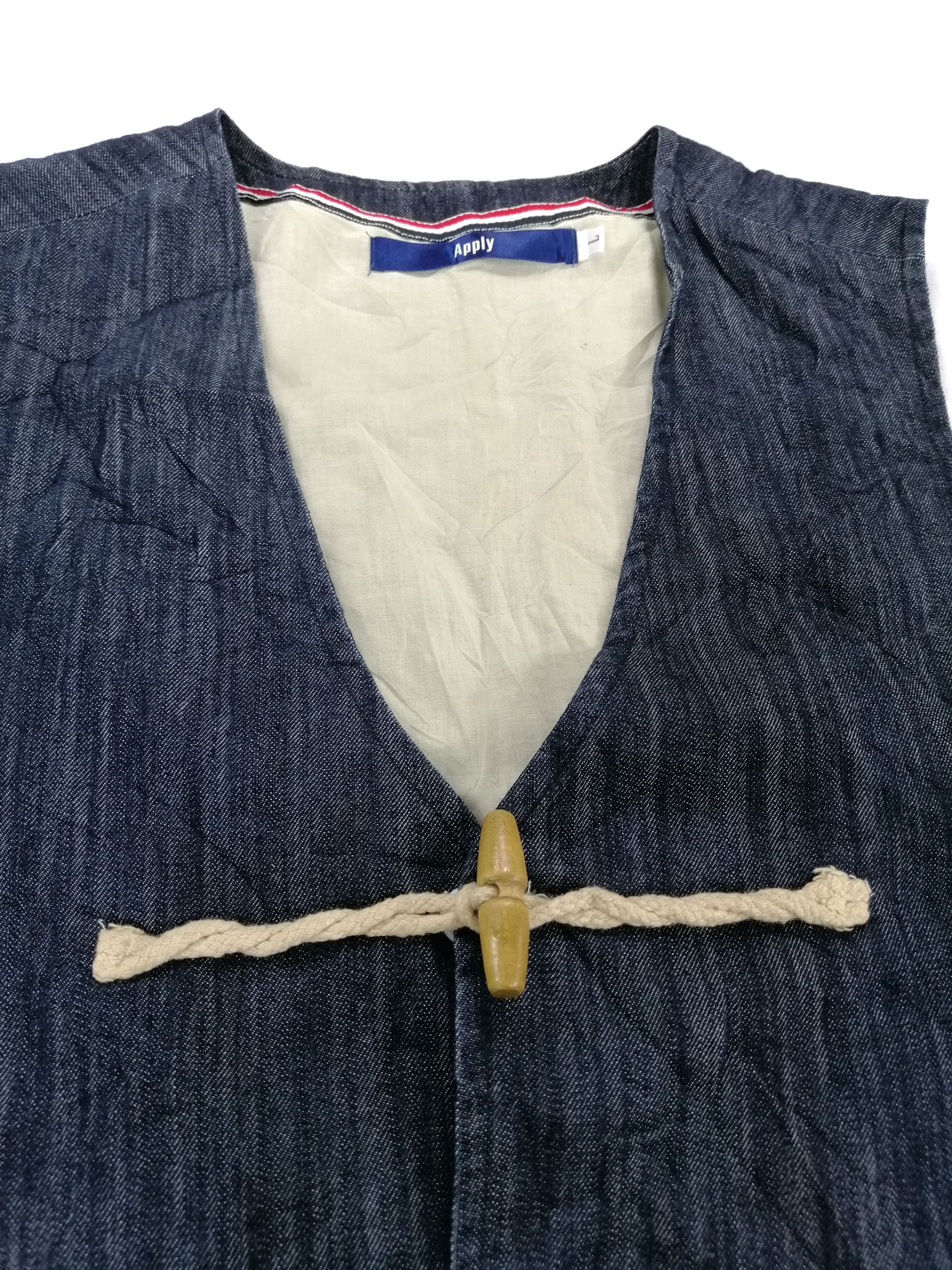 Japanese Brand Vintage Japanese Brand Apply Denim Vest Jacket Size US S / EU 44-46 / 1 - 4 Thumbnail