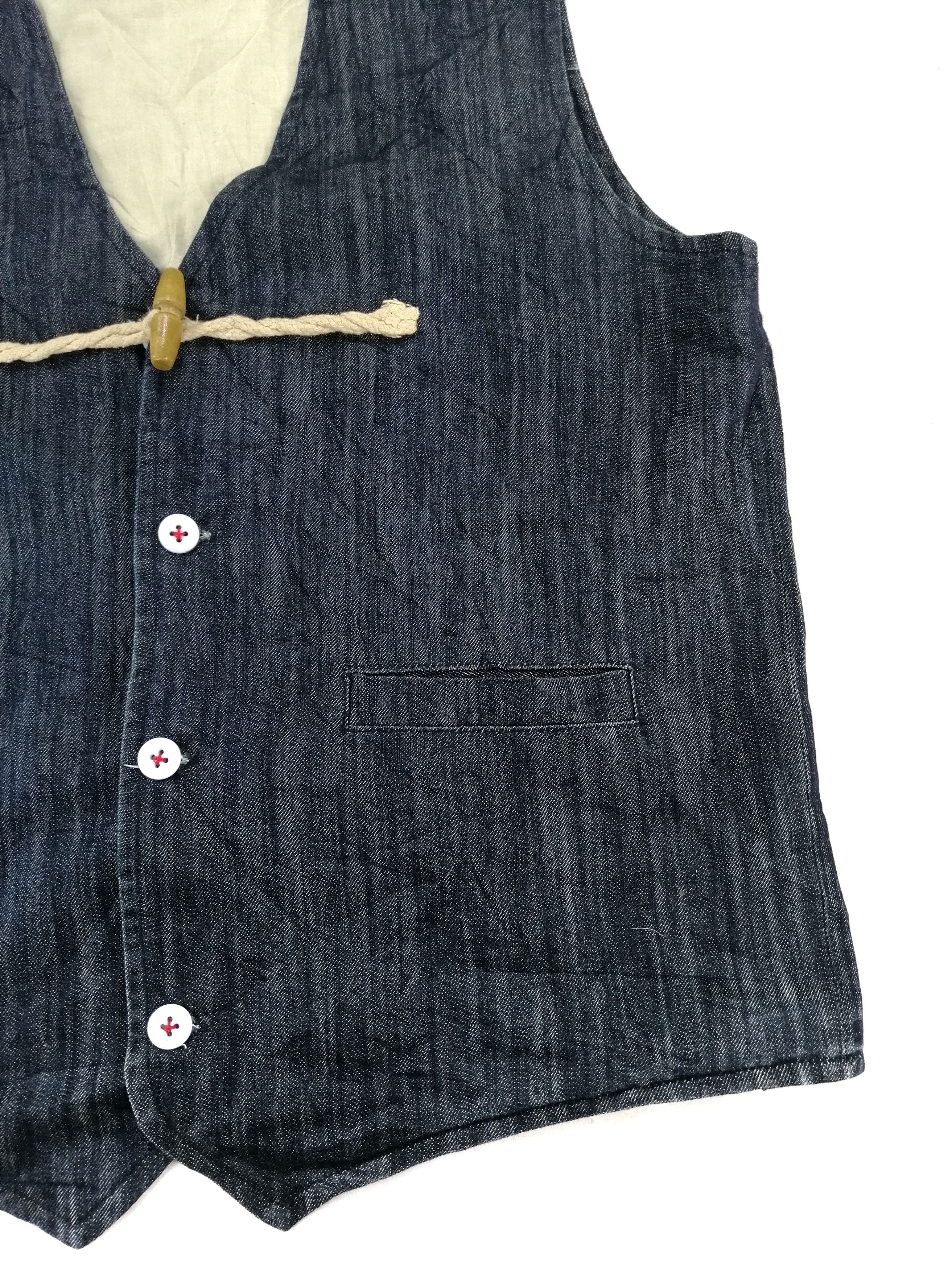 Japanese Brand Vintage Japanese Brand Apply Denim Vest Jacket Size US S / EU 44-46 / 1 - 3 Thumbnail