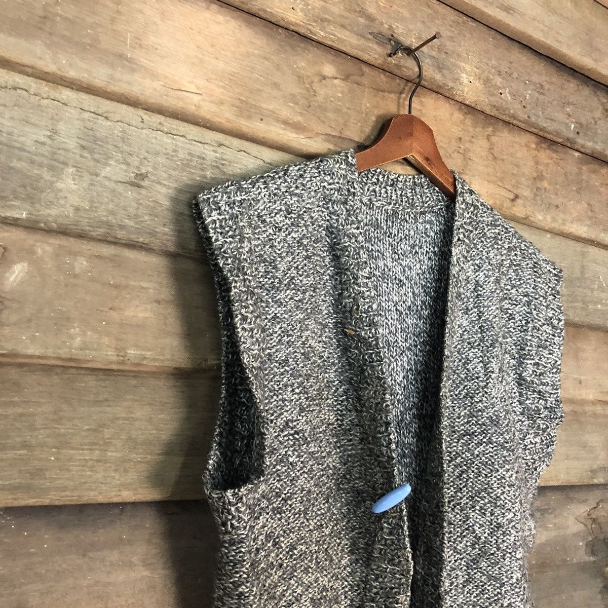Aran Isles Knitwear × Japanese Brand Japanese Brand Grey Vest sleeveless cardigan vintage #6862 Size US M / EU 48-50 / 2 - 4 Thumbnail
