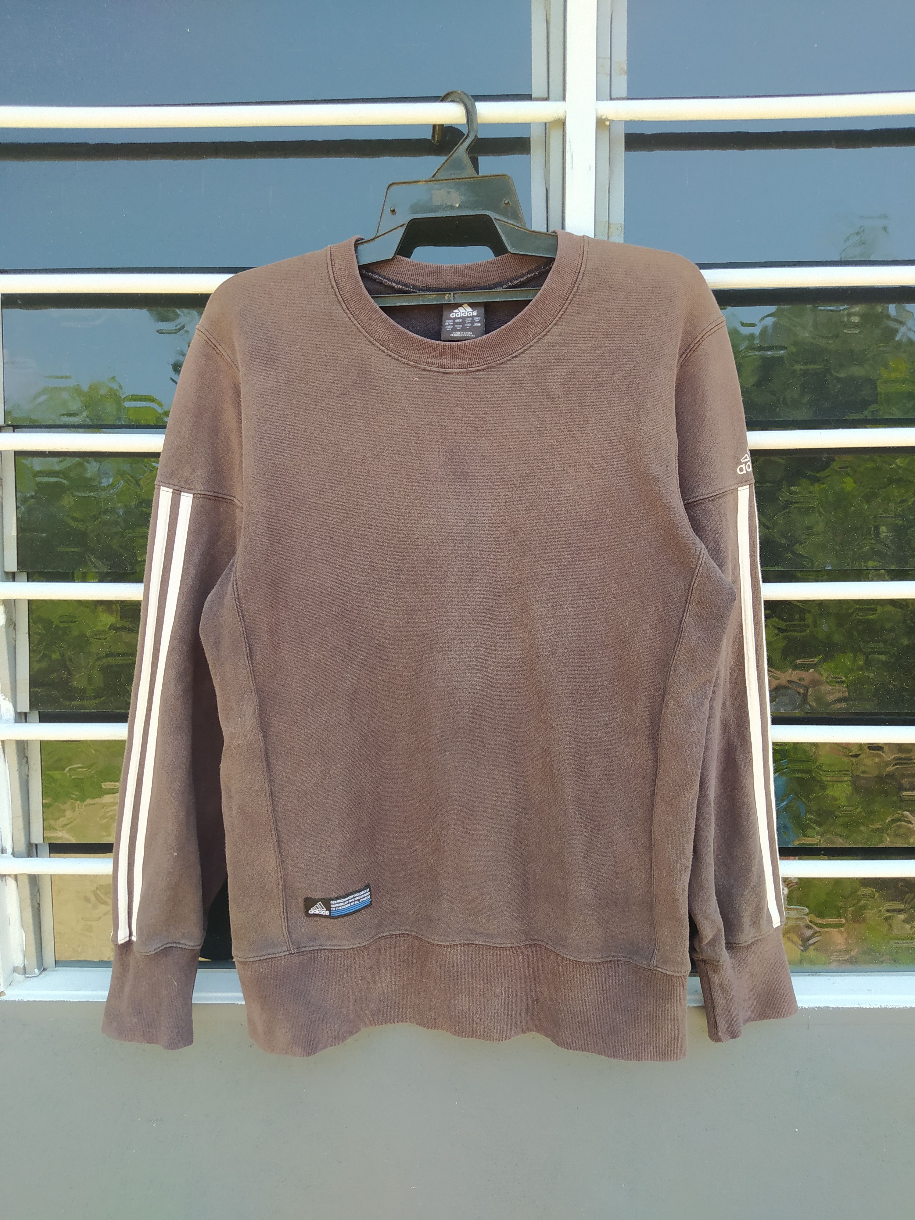 Adidas × Vintage LAST DROP Vintage Sun Faded Adidas Crewneck Sweatshirt Size US L / EU 52-54 / 3 - 1 Thumbnail
