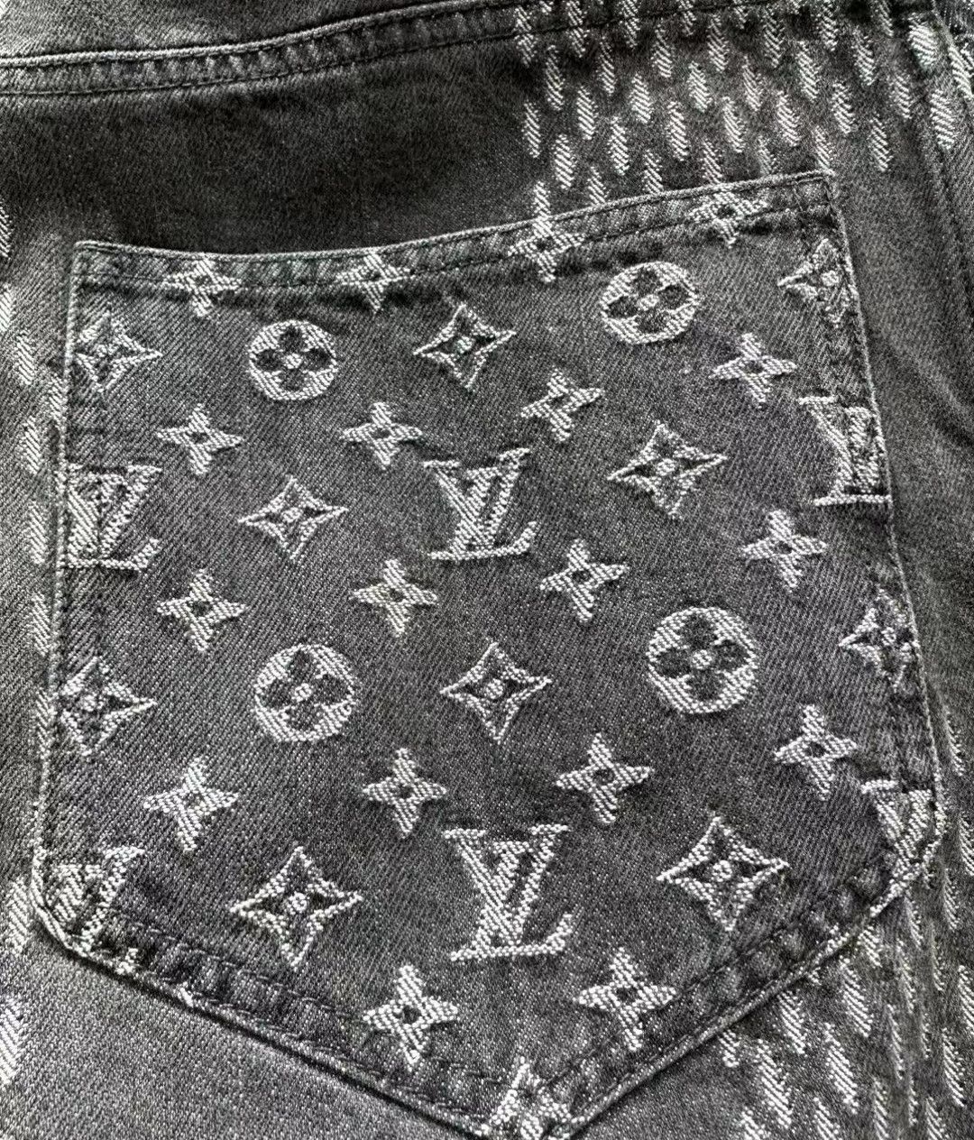 Louis Vuitton Louis Vuitton black jeans Size US 32 / EU 48 - 4 Thumbnail