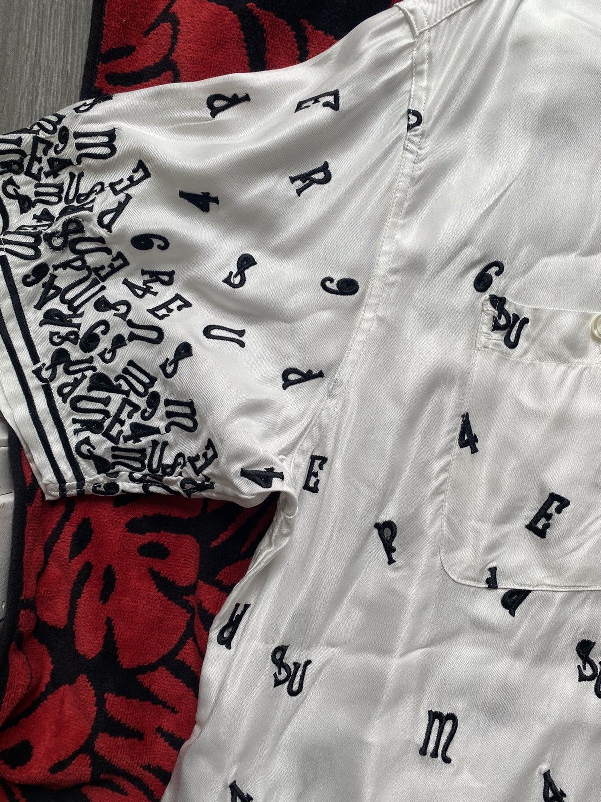 Supreme Supreme Nouveau Embroidered S/S Shirt Size US XL / EU 56 / 4 - 5 Thumbnail