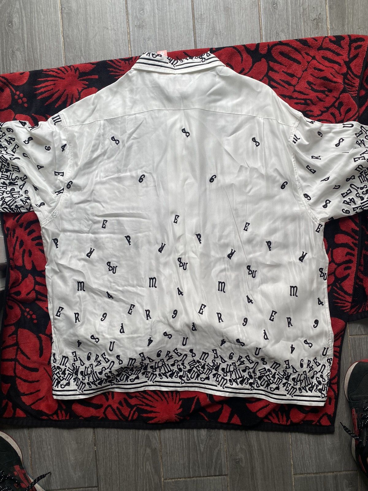 Supreme Supreme Nouveau Embroidered S/S Shirt Size US XL / EU 56 / 4 - 6 Thumbnail