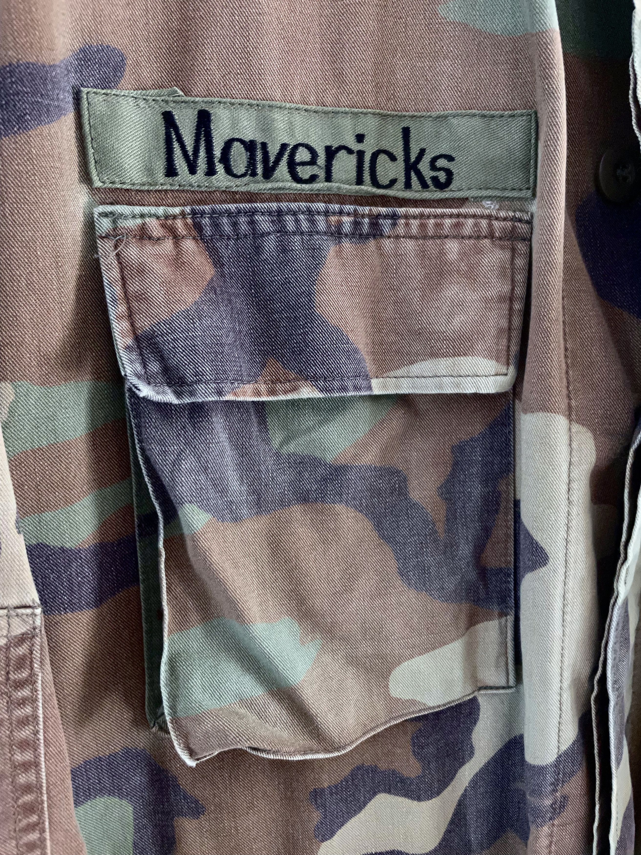 Vintage 'MAVERICKS' WOODLAND CAMOUFLAGE ARMY UNIFORM FIELD PARKA Size US L / EU 52-54 / 3 - 5 Thumbnail