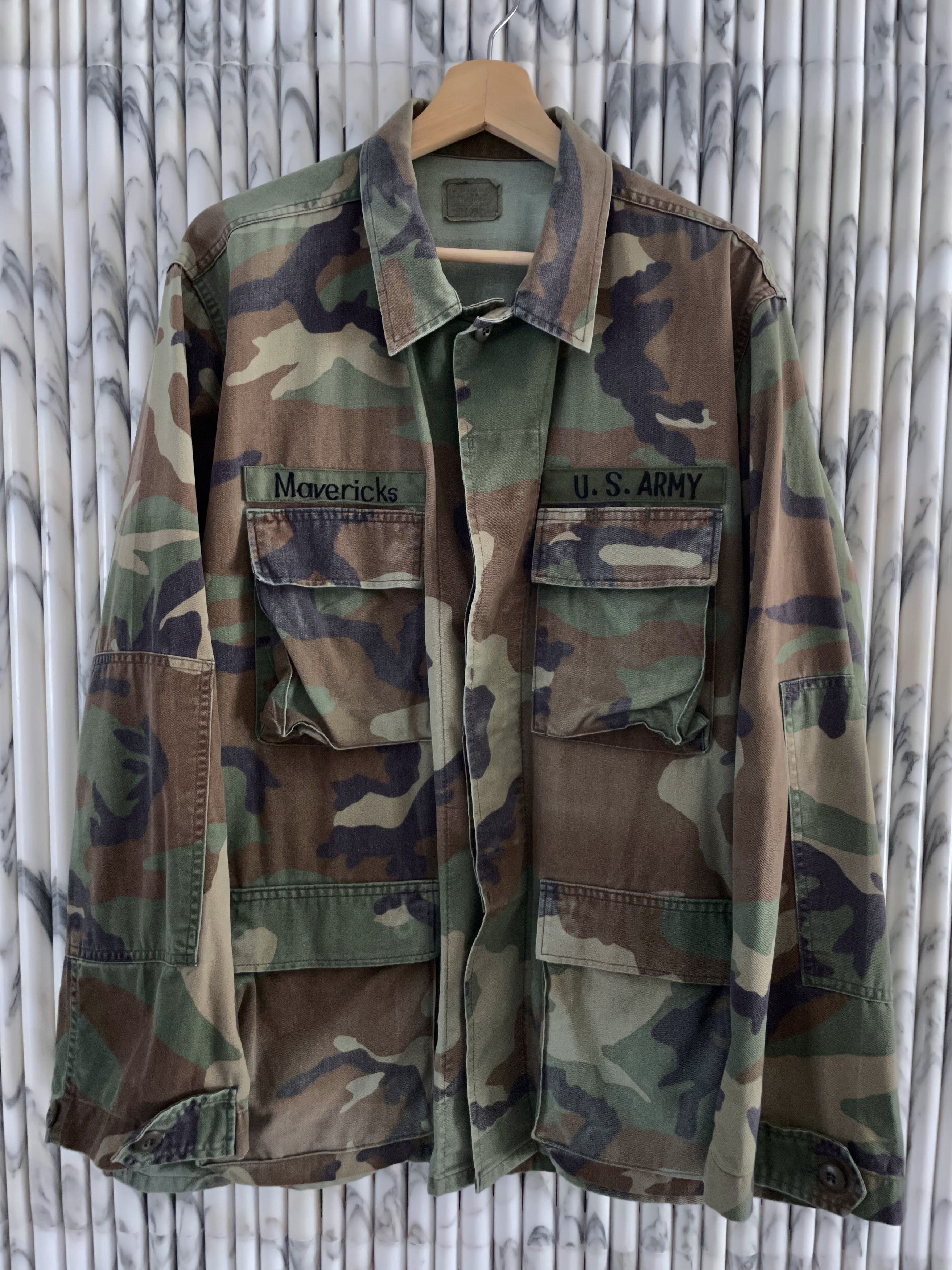 Vintage 'MAVERICKS' WOODLAND CAMOUFLAGE ARMY UNIFORM FIELD PARKA Size US L / EU 52-54 / 3 - 1 Thumbnail