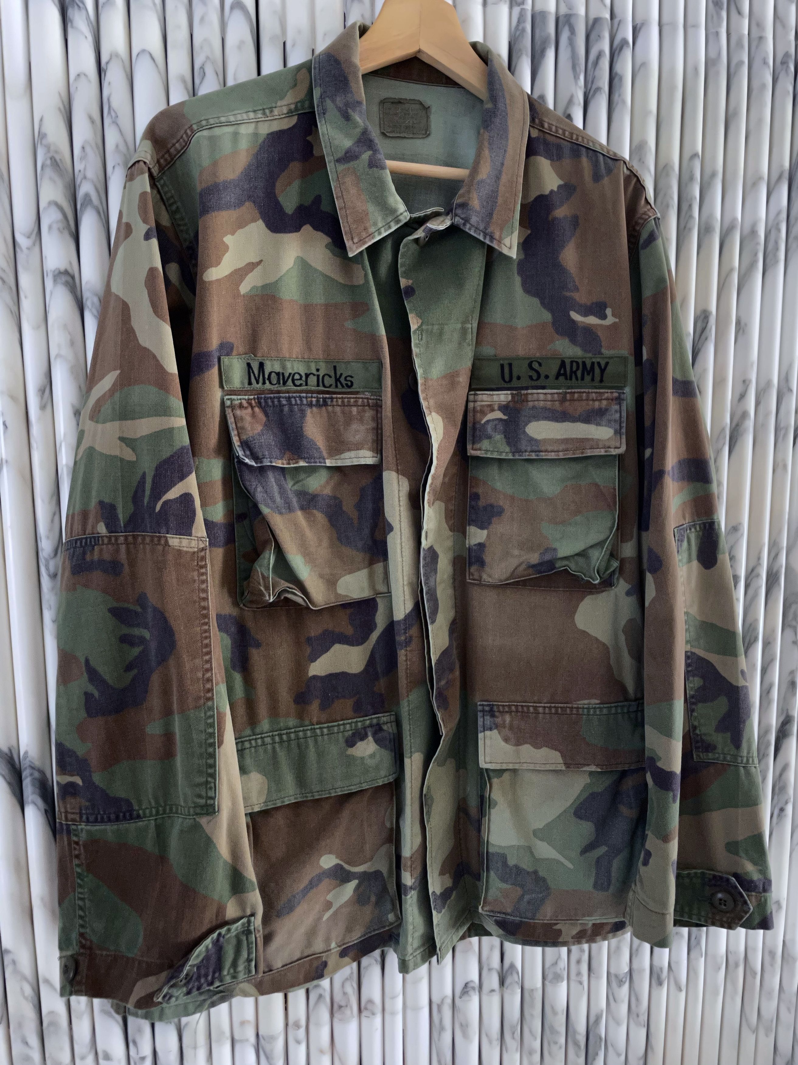 Vintage 'MAVERICKS' WOODLAND CAMOUFLAGE ARMY UNIFORM FIELD PARKA Size US L / EU 52-54 / 3 - 2 Thumbnail