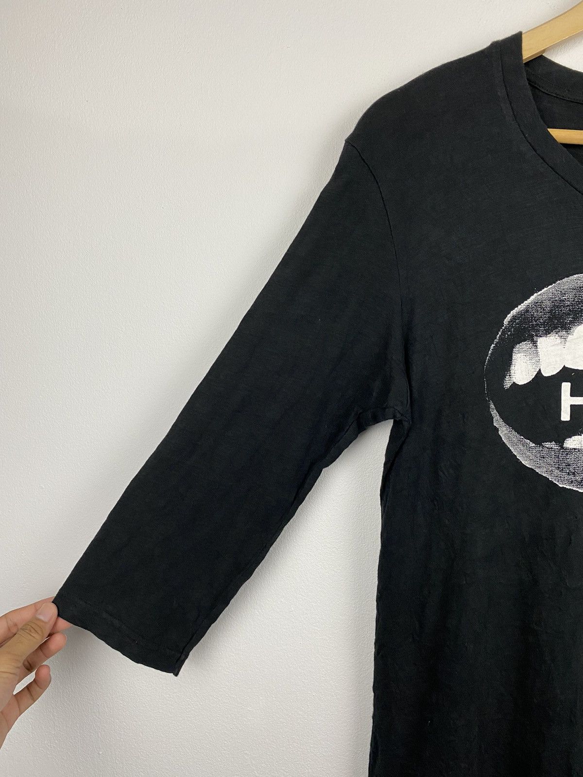 Undercover Uniqlo Undercover Ramones T-shirt Size US S / EU 44-46 / 1 - 3 Thumbnail