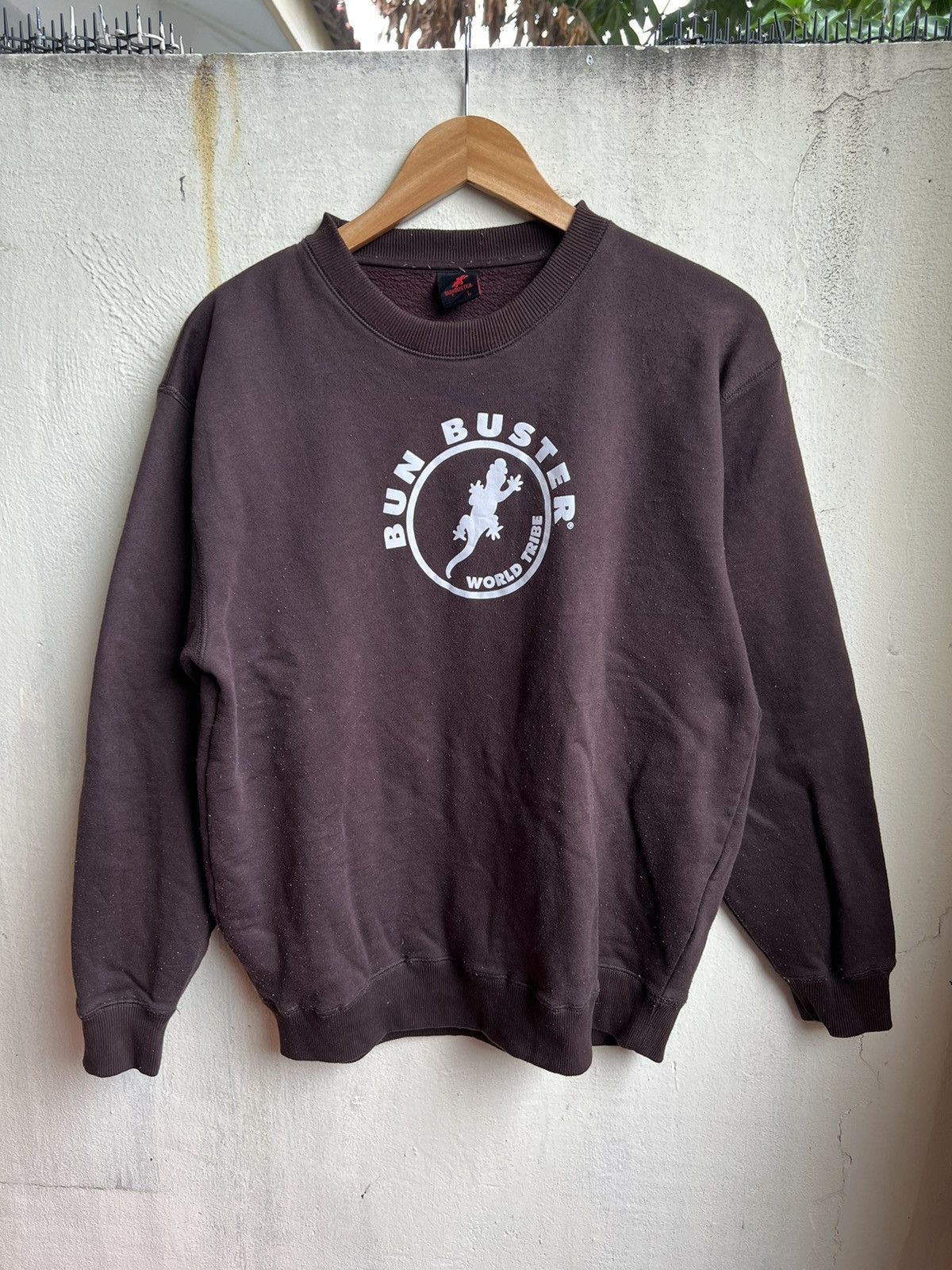Vintage Vintage Bun Buster World Tribe Sweatshirt Size US L / EU 52-54 / 3 - 1 Thumbnail