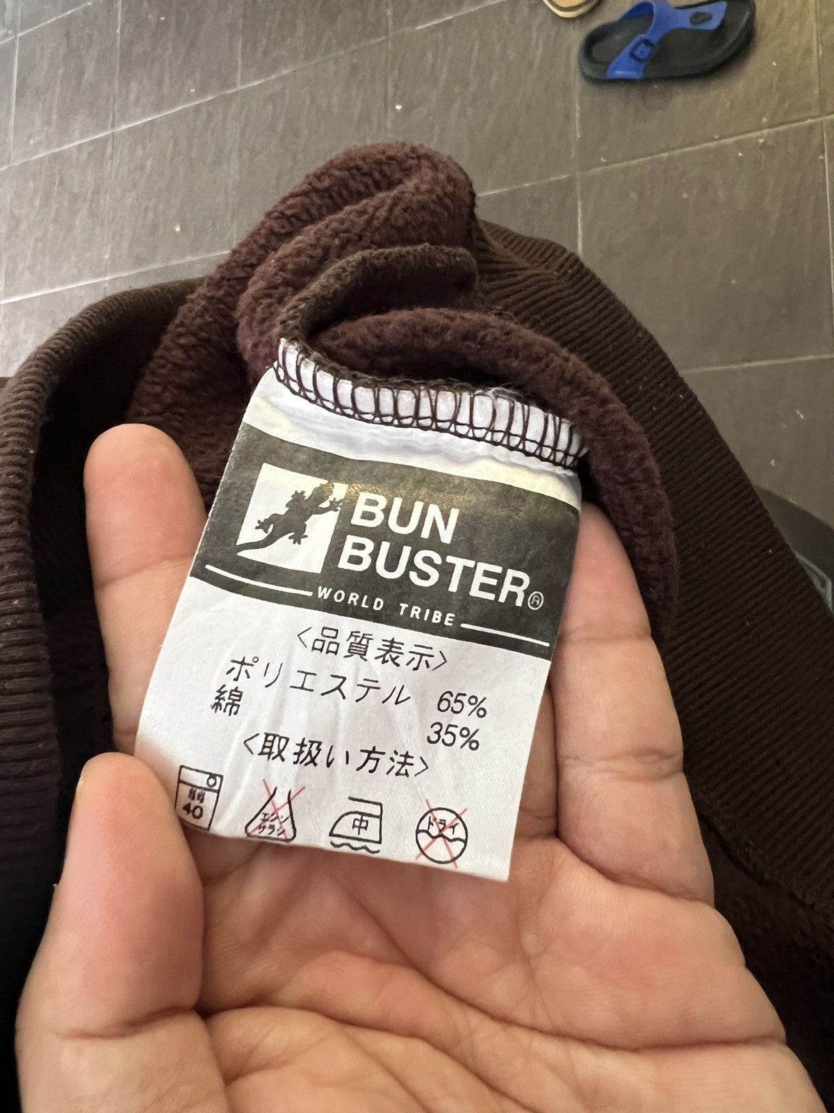 Vintage Vintage Bun Buster World Tribe Sweatshirt Size US L / EU 52-54 / 3 - 5 Thumbnail