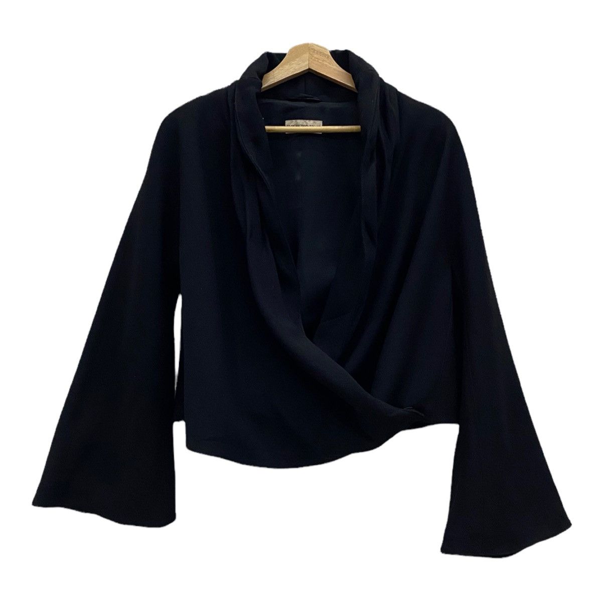 Emporio Armani × Giorgio Armani EMPORIO ARMANI CROPPED TWISTED COLLAR CROP JACKET Size US S / EU 44-46 / 1 - 3 Thumbnail