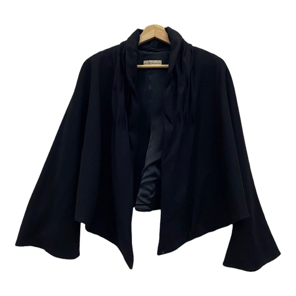 Emporio Armani × Giorgio Armani EMPORIO ARMANI CROPPED TWISTED COLLAR CROP JACKET Size US S / EU 44-46 / 1 - 7 Thumbnail