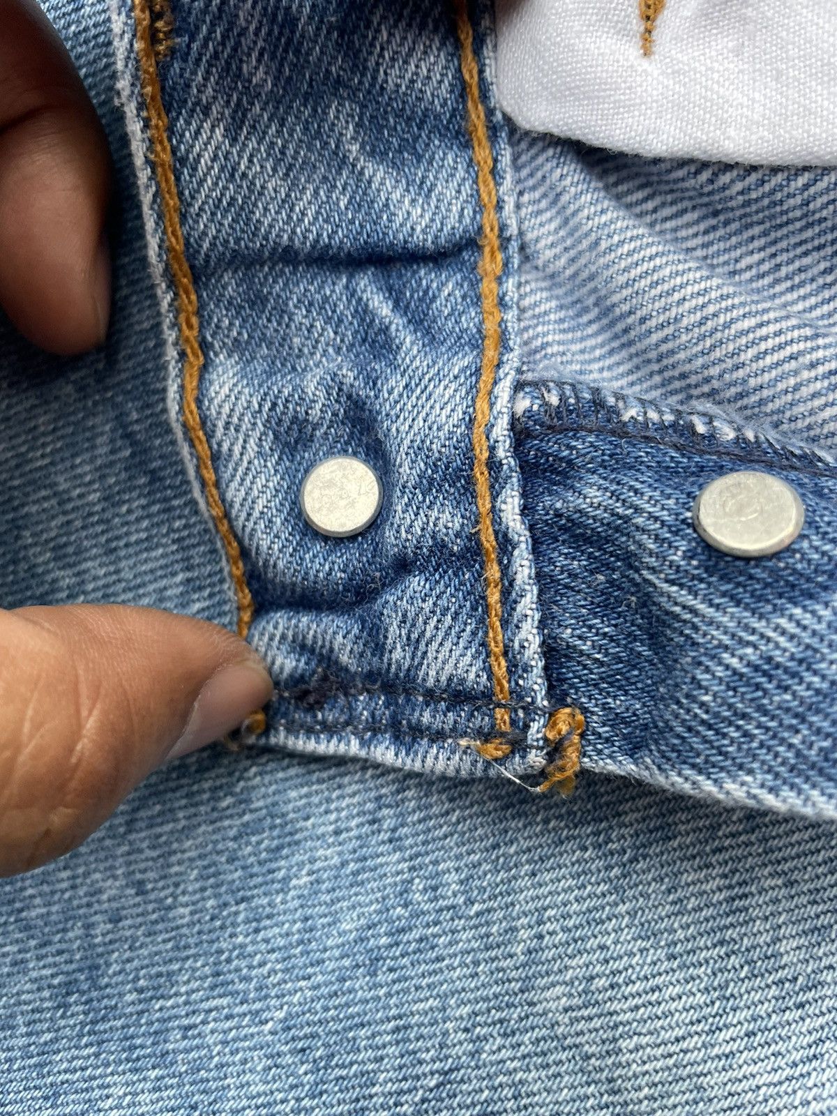 Levi's × Vintage Vintage 1990 Levis 501 e Faded Distresed Size 25" / US 0 / IT 36 - 13 Thumbnail