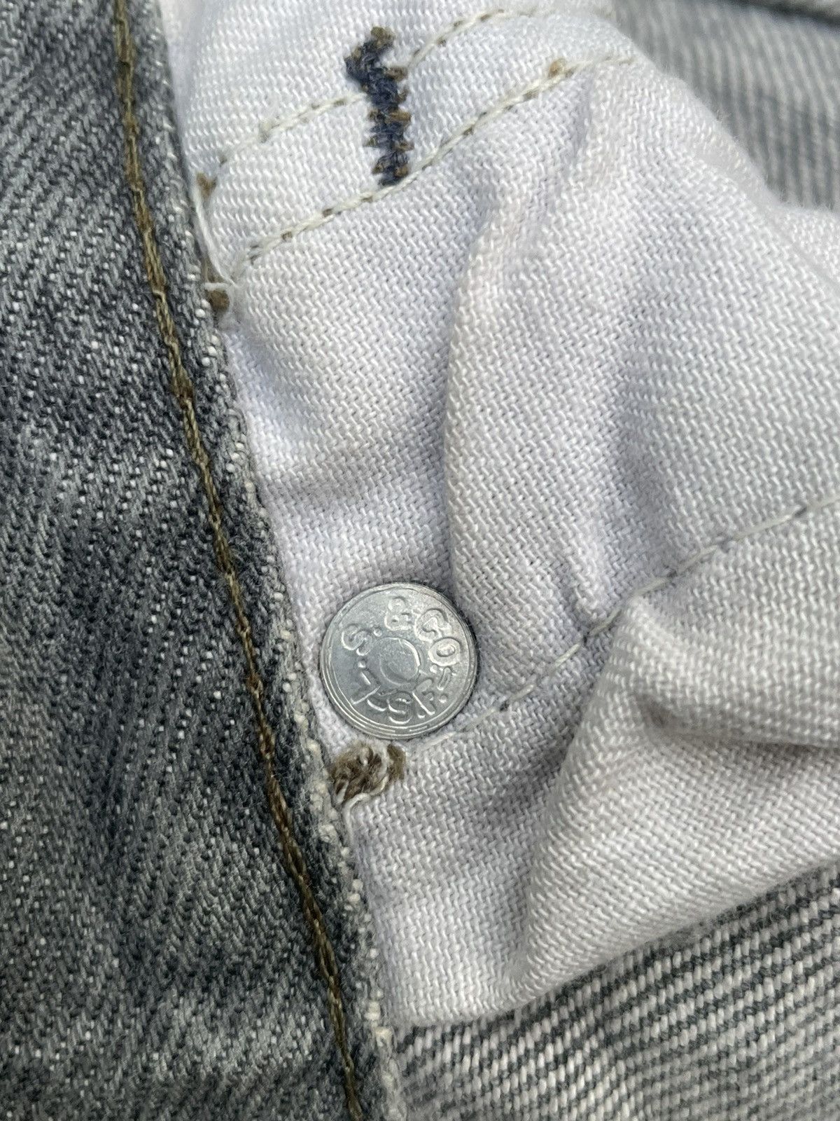 Levi's × Vintage Vintage Levis 701 e Usa Size US 28 / EU 44 - 18 Thumbnail
