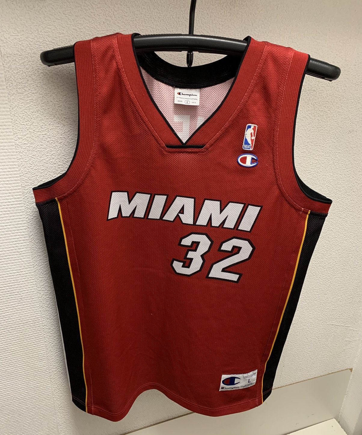 image of Shaquel O’Neal Miami Heat Vintage Nba Champion Jersey 32 L in Dark Red, Men's (Size Large)