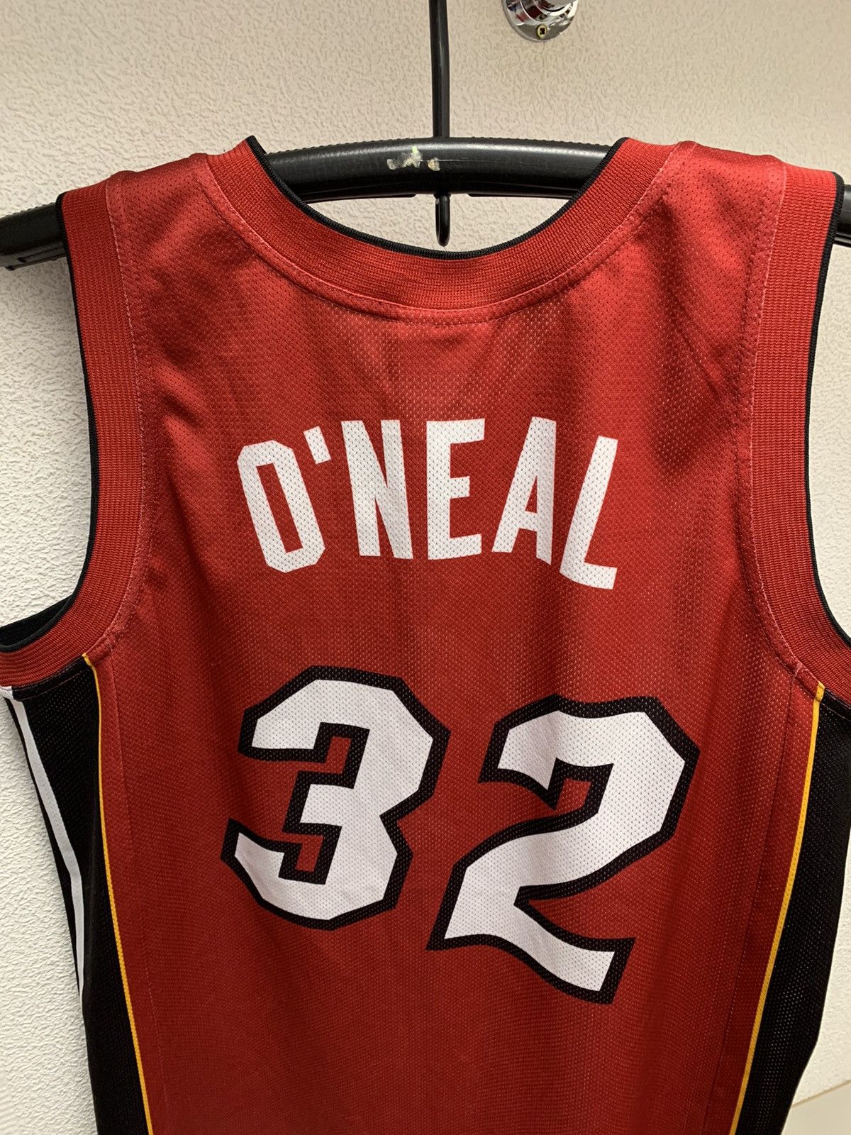Champion Shaquel O’neal Miami heat vintage nba champion jersey 32 L Size US L / EU 52-54 / 3 - 6 Thumbnail