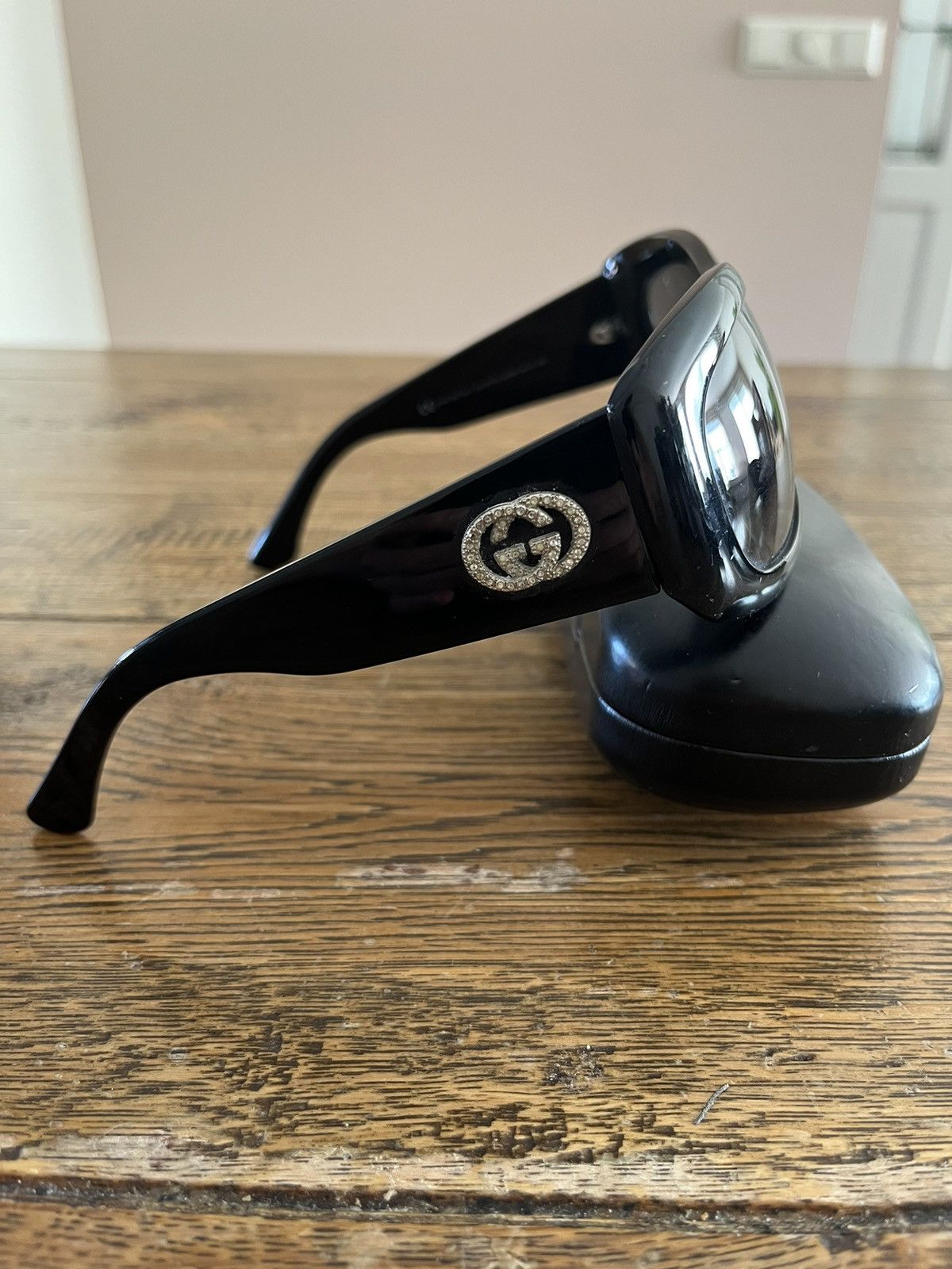 Gucci Gucci GG 2971/S Crystal Gs Vintage Black Sunglasses | Grailed