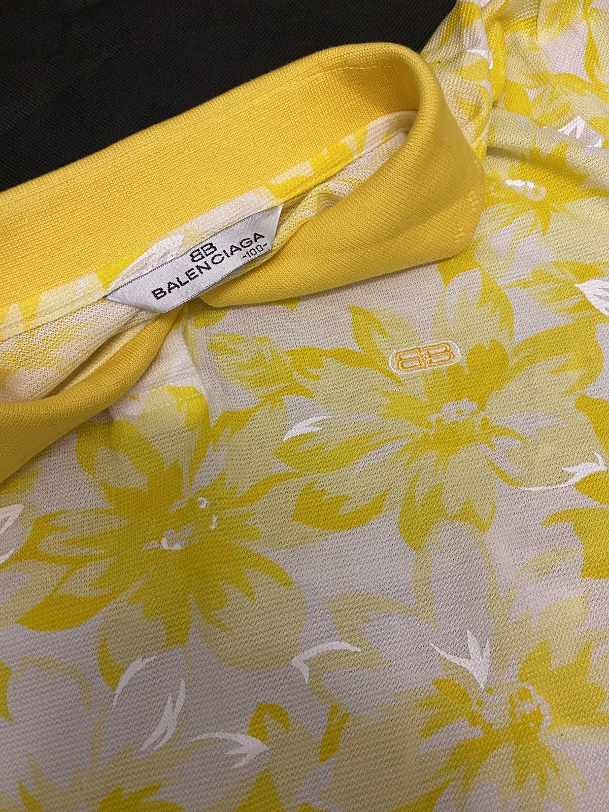 Balenciaga 🔥🔥💰💰Balenciaga Floral polo tshirt Size US M / EU 48-50 / 2 - 3 Thumbnail