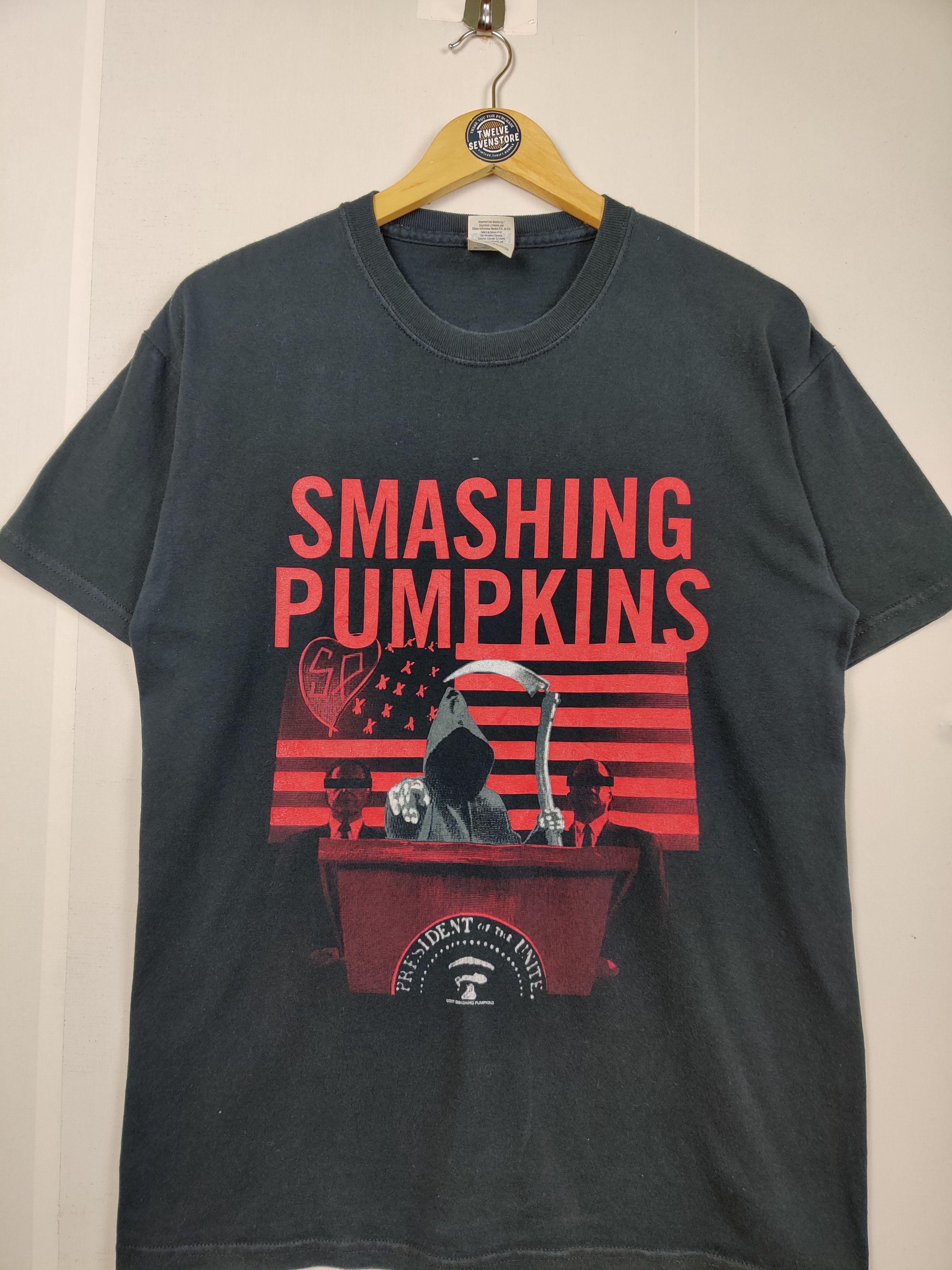 Band Tees Vintage Smashing Pumpkins Tour Band Tee Tshirt Size US M / EU 48-50 / 2 - 3 Thumbnail