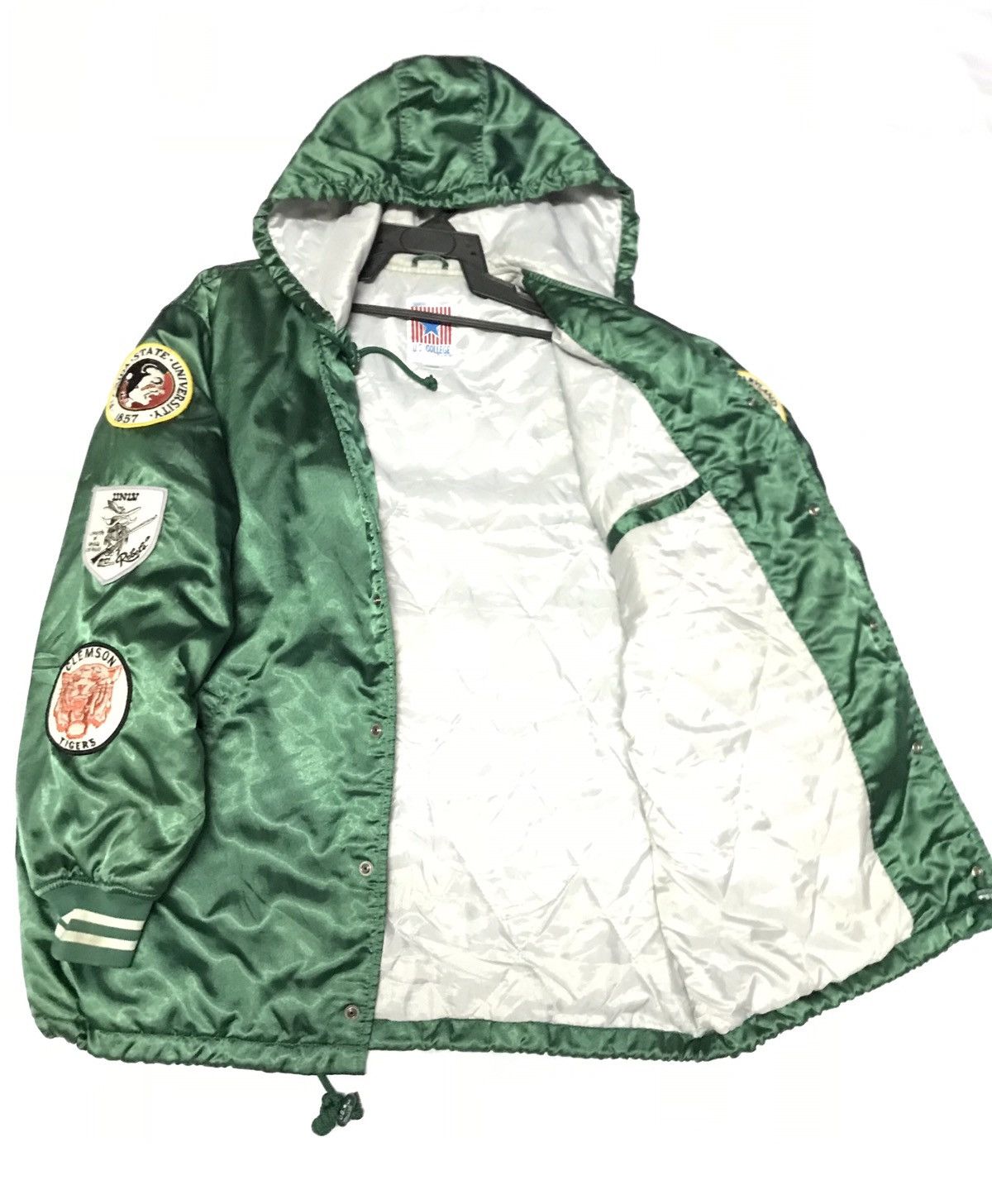 Vintage Vintage Varsity Full US Patches College Hooded Size US L / EU 52-54 / 3 - 7 Thumbnail