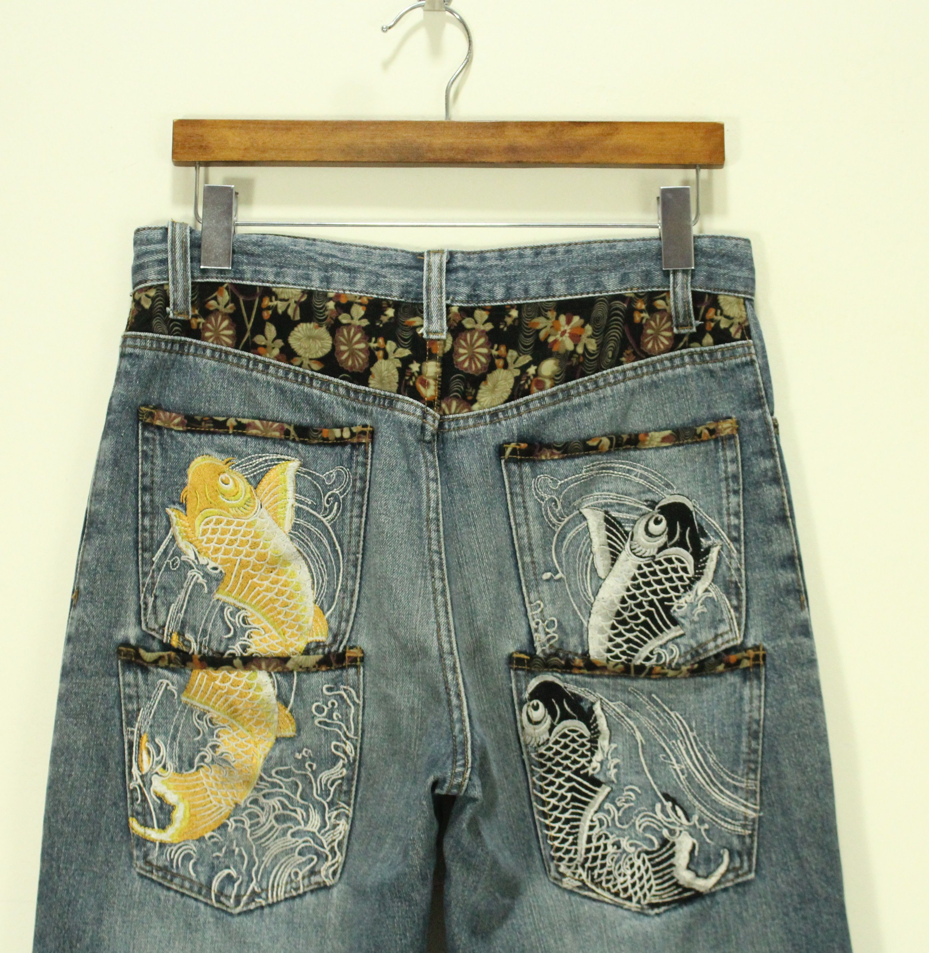 Japanese Brand EMBROIDERED Denim Double Pockets Japan Distressed Faded Size US 30 / EU 46 - 2 Thumbnail