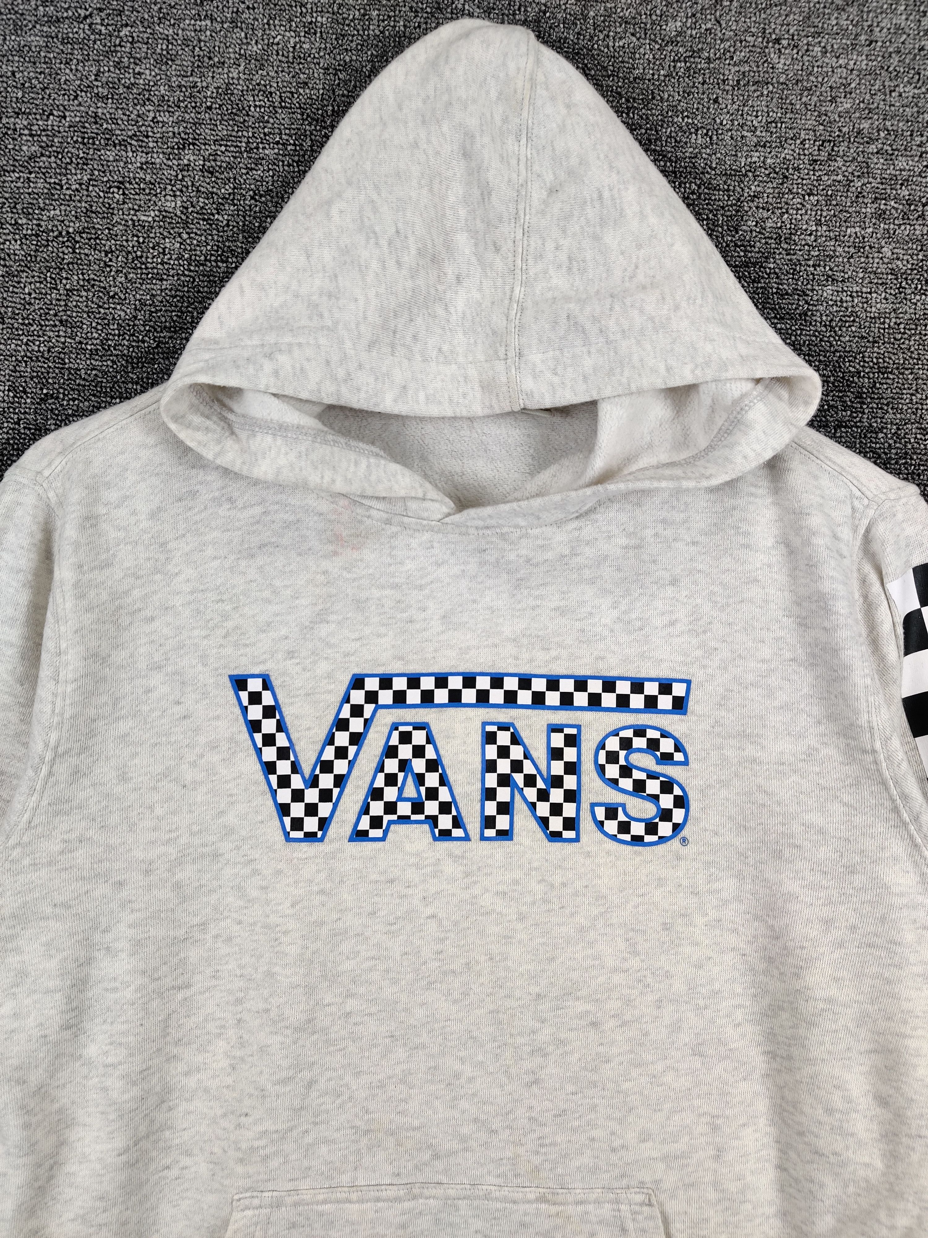 Vans Vintage Vans Skateboard Spell Out Pullover Hoodie Size US L / EU 52-54 / 3 - 7 Thumbnail