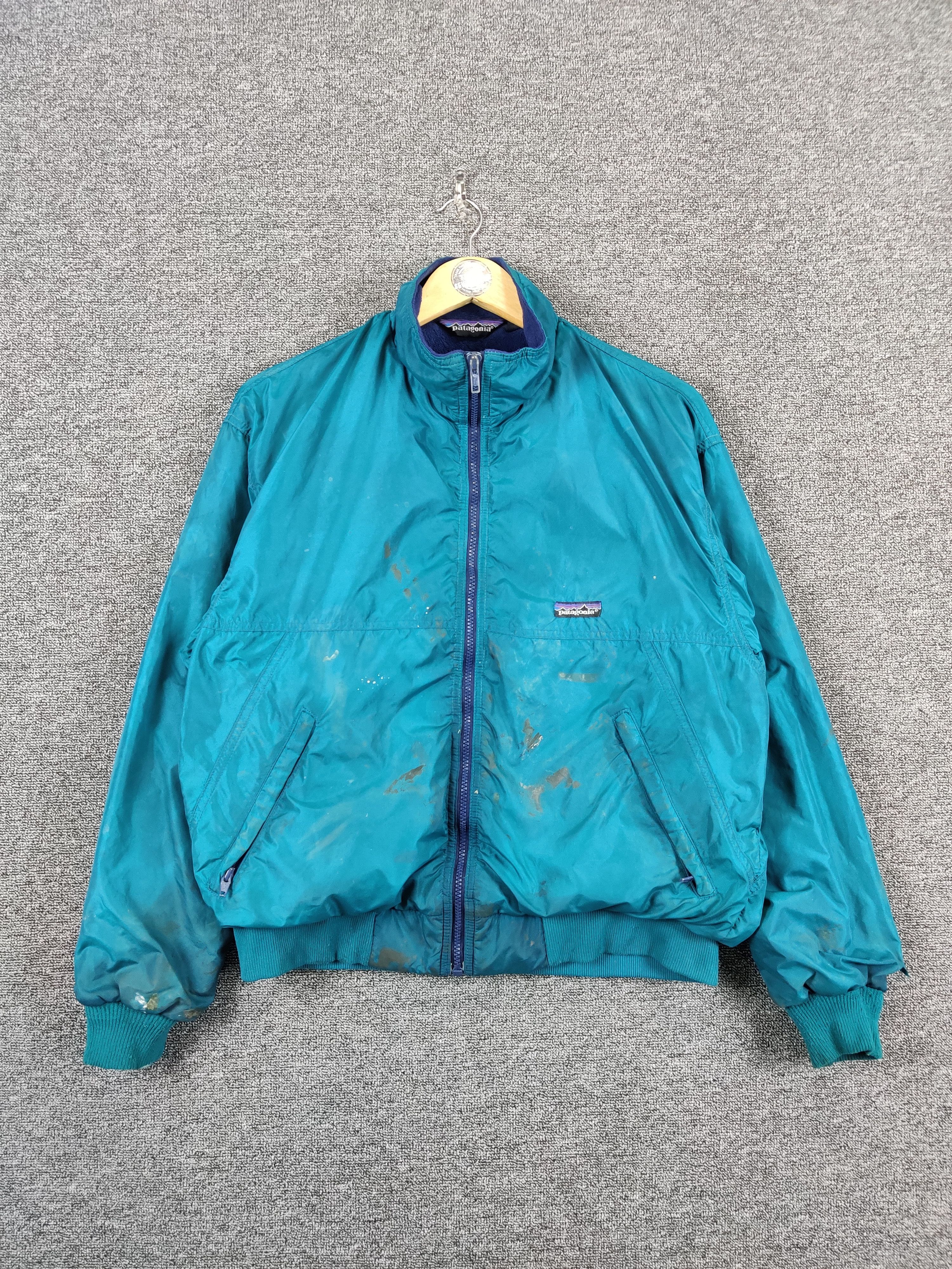 Patagonia Vintage Thrashed Patagonia Distressed Bomber Jacket Size US M / EU 48-50 / 2 - 1 Thumbnail