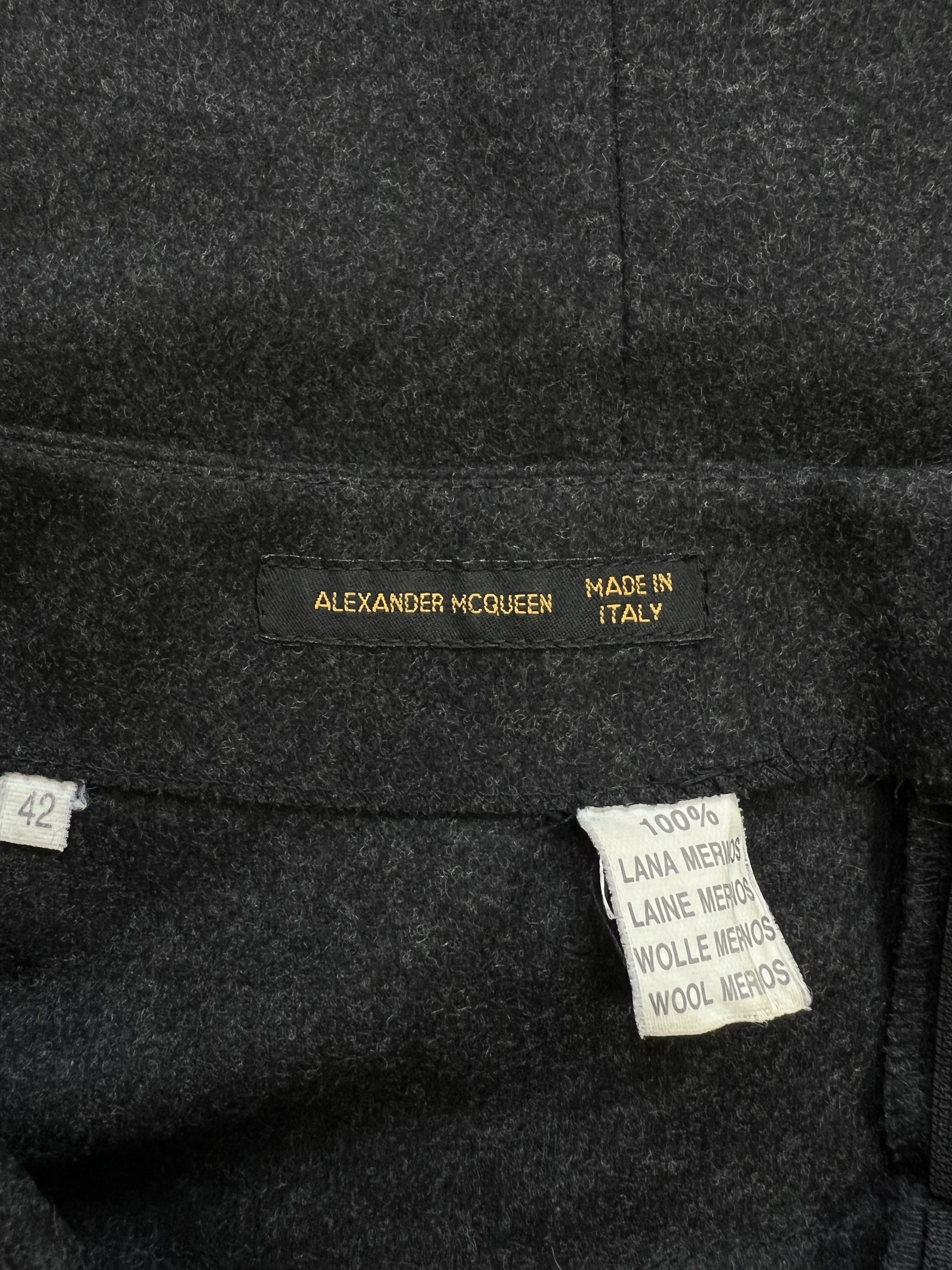 Alexander McQueen ⚡️QUICK SALE⚡️2000s' Alexander McQueen Charcoal Wool Skirt Size 28" / US 6 / IT 42 - 3 Thumbnail