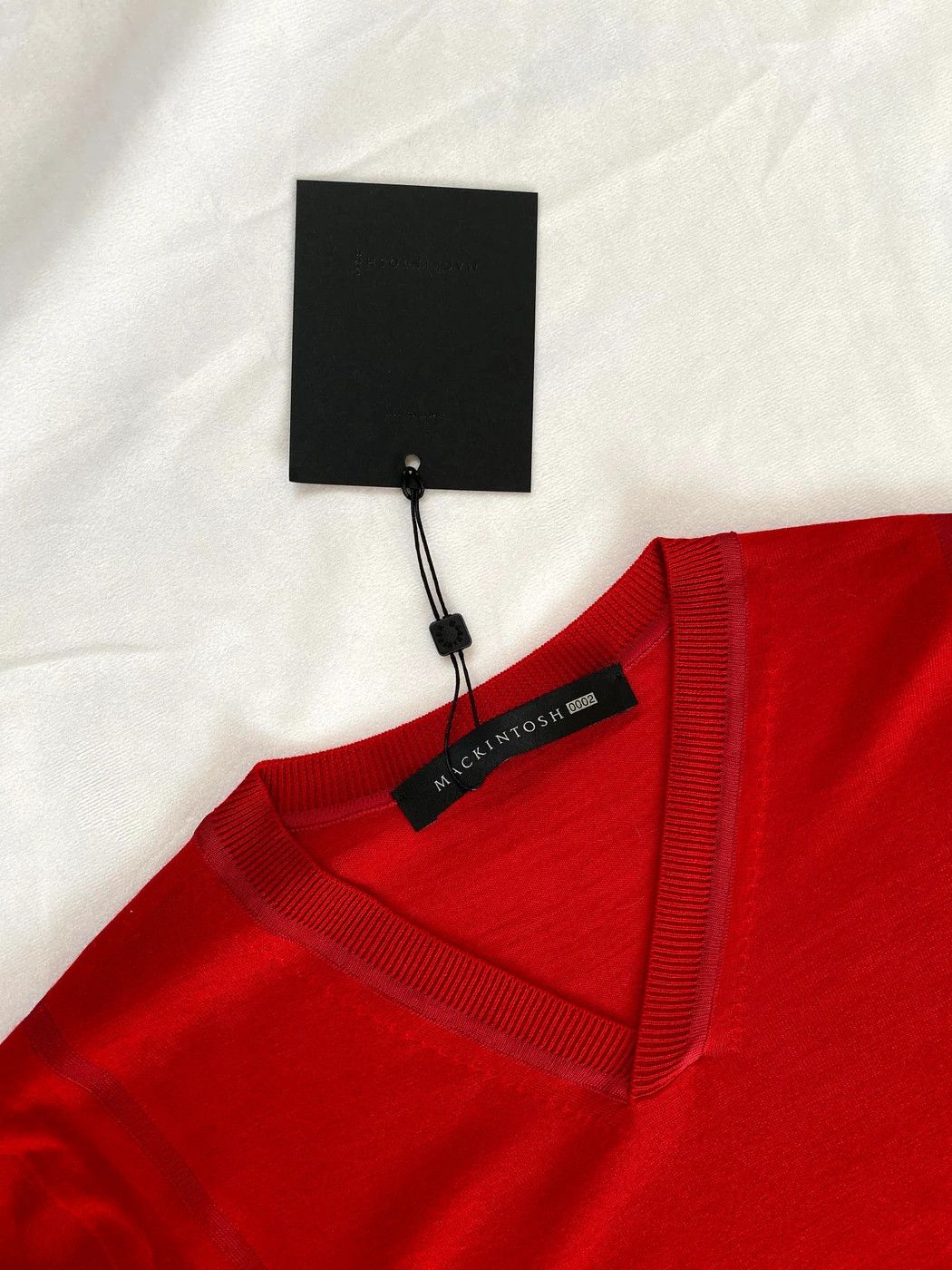 Kiko Kostadinov ⚡️QUICK SALE⚡️Mackintosh by Kiko Red V-Neck Thin Knit Size US XS / EU 42 / 0 - 3 Thumbnail