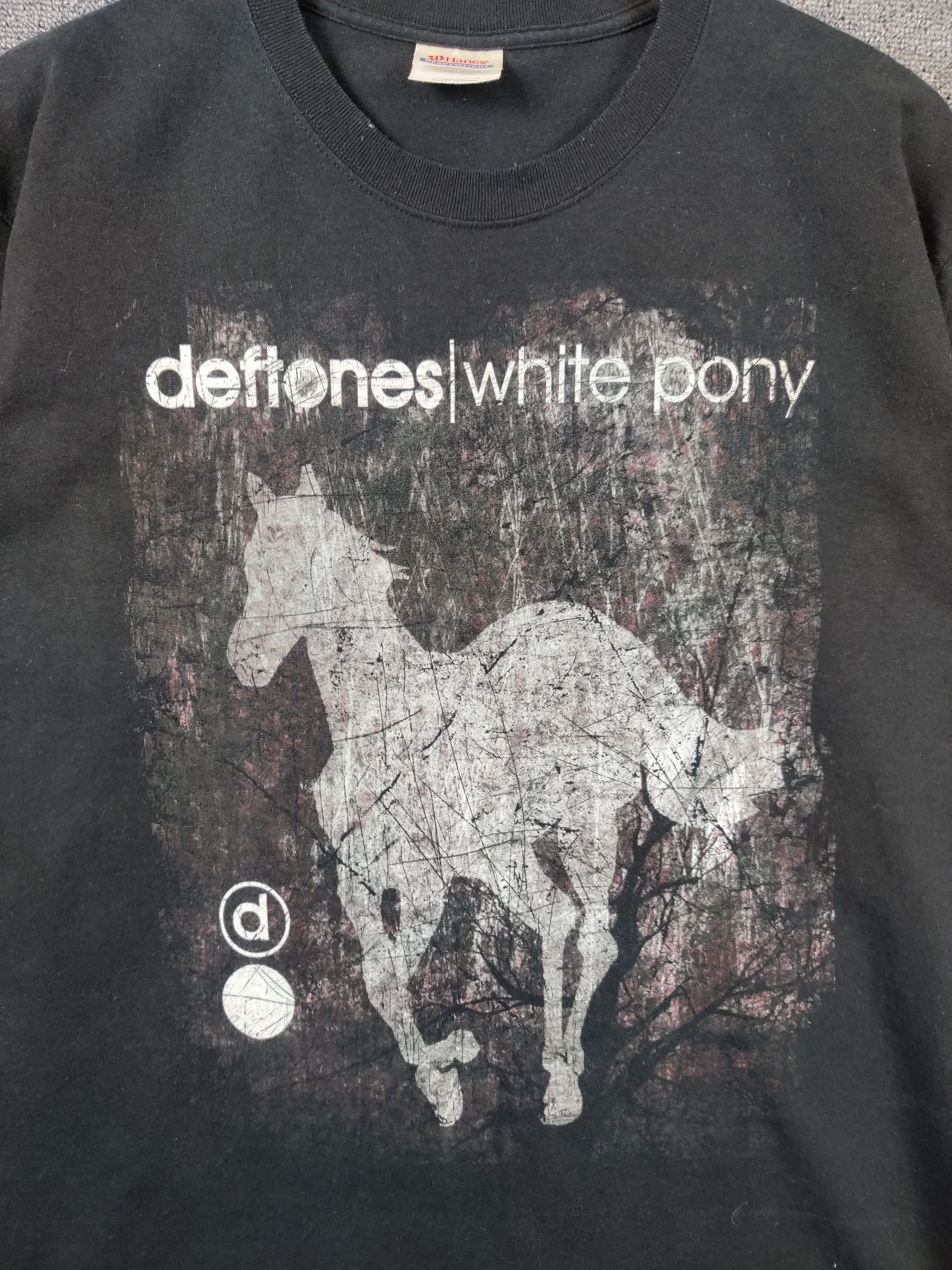 Band Tees Vintage Deftones White Pony Band Tee Tshirt Size US L / EU 52-54 / 3 - 7 Thumbnail