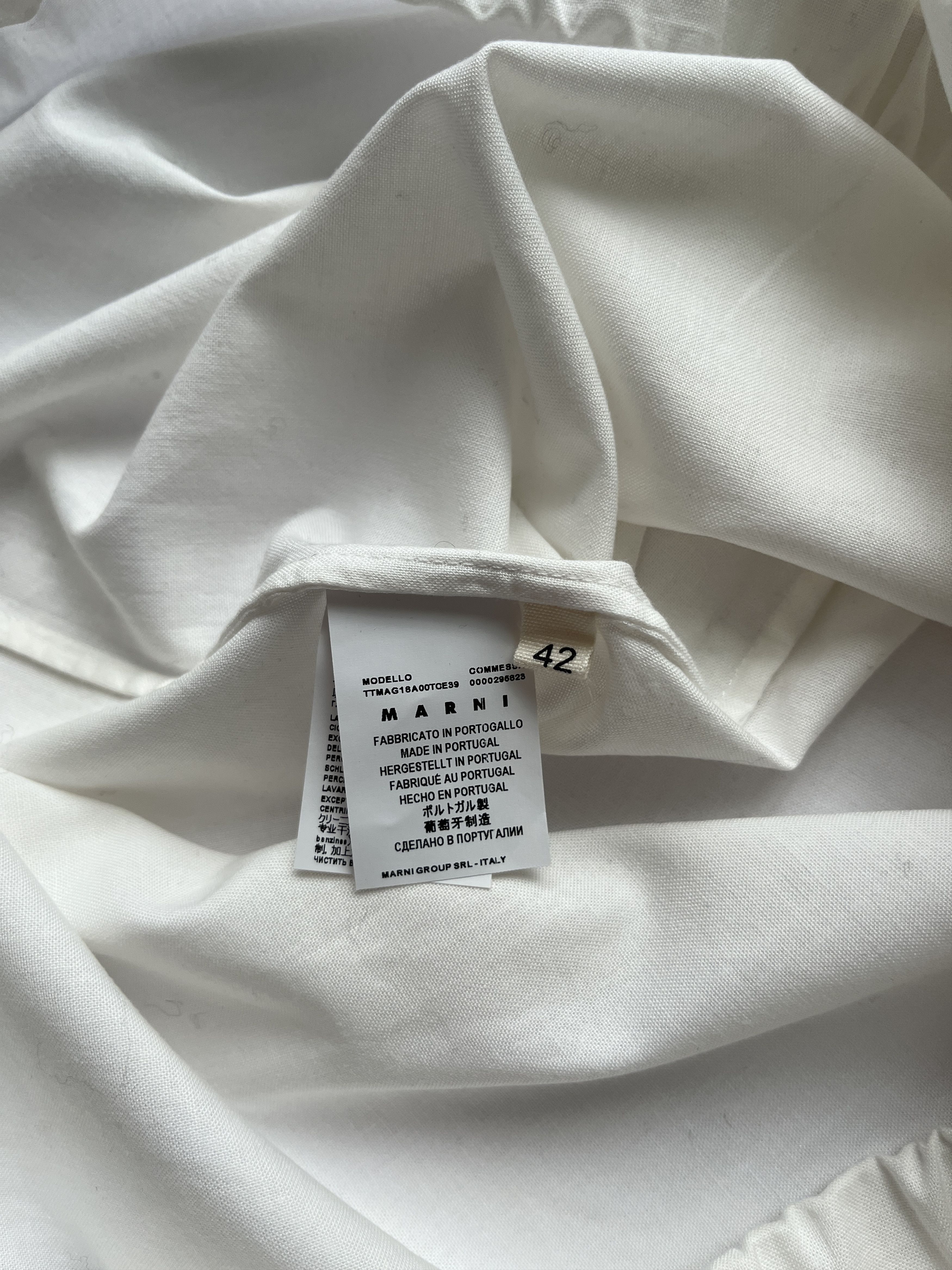 Marni ⚡️QUICK SALE⚡️Marni White V-Neck Sleeveless Blouse Top Size L / US 10 / IT 46 - 4 Thumbnail