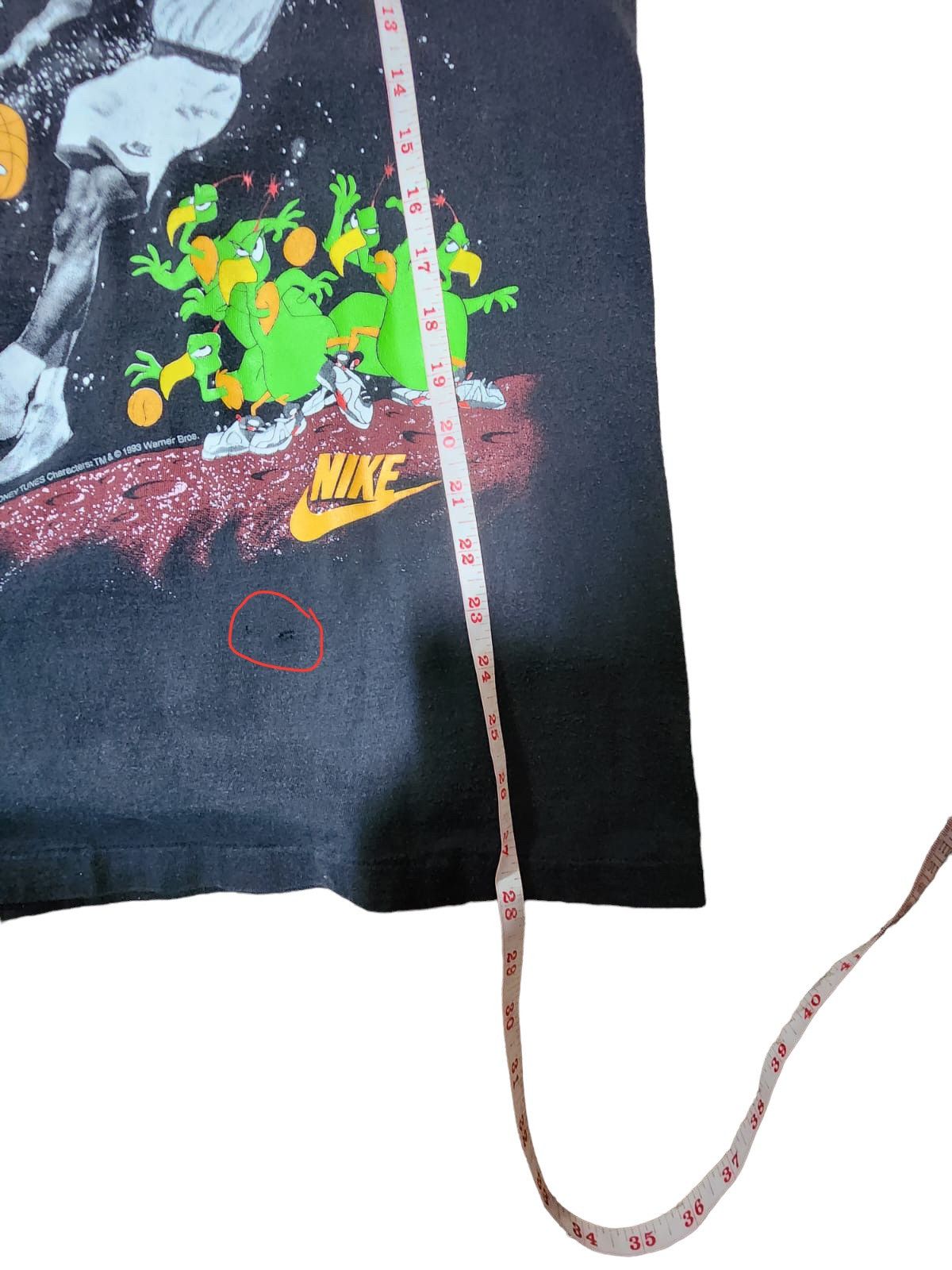 Nike 93’s Vintage Nike Space Jam Jordan X Looney Tunes Tees Size US M / EU 48-50 / 2 - 7 Thumbnail