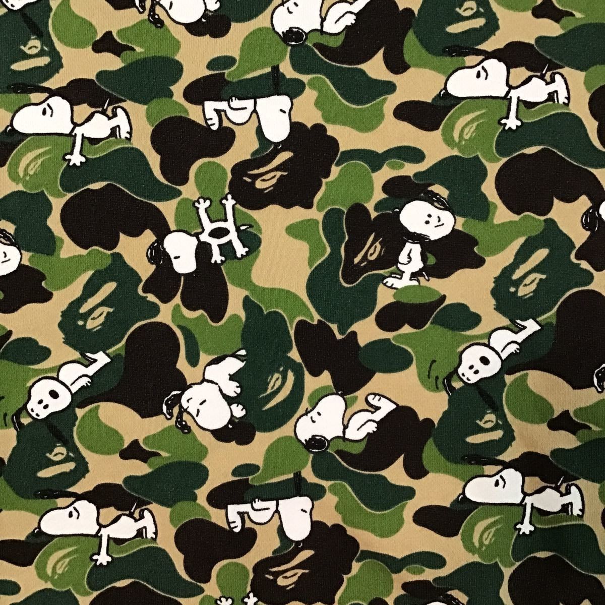 Bape × Peanuts BAPE × Peanuts Snoopy ABC camo sweat shirt a bathing ape Size US M / EU 48-50 / 2 - 6 Thumbnail