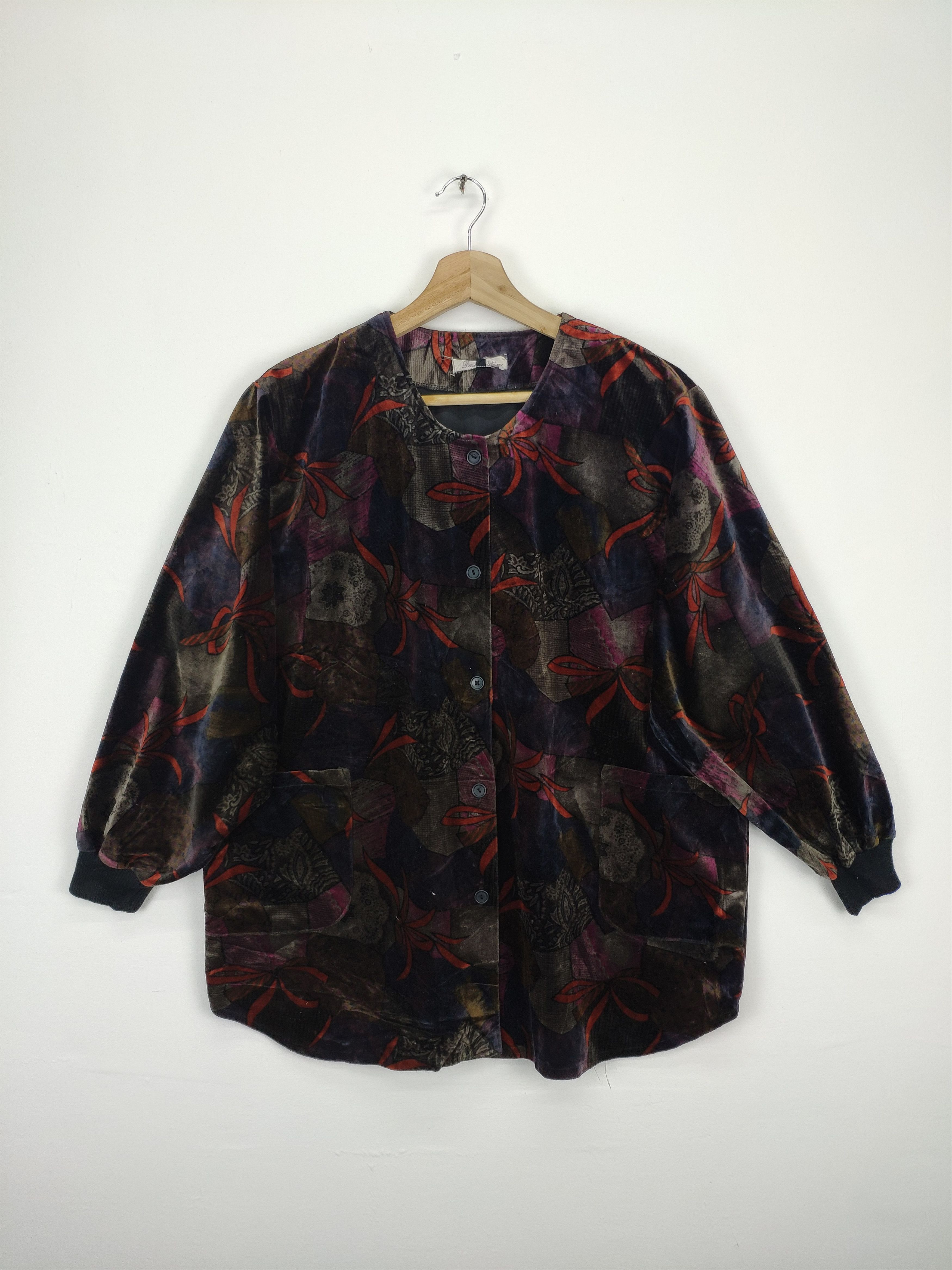 Japanese Brand × Vintage Vintage Japanese Velvet Cardigan Jacket Abstract Motif Size L / US 10 / IT 46 - 1 Thumbnail
