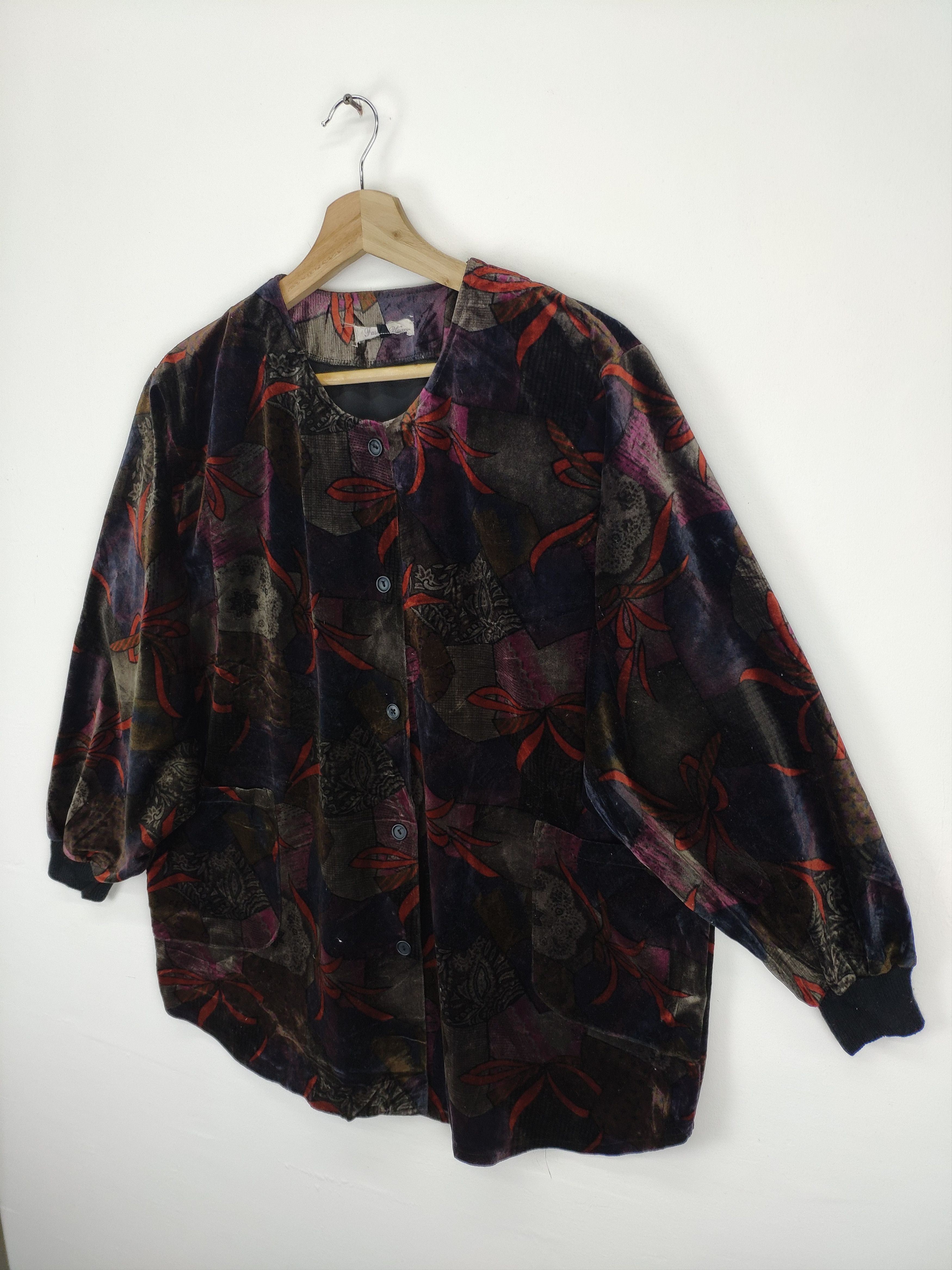 Japanese Brand × Vintage Vintage Japanese Velvet Cardigan Jacket Abstract Motif Size L / US 10 / IT 46 - 2 Thumbnail