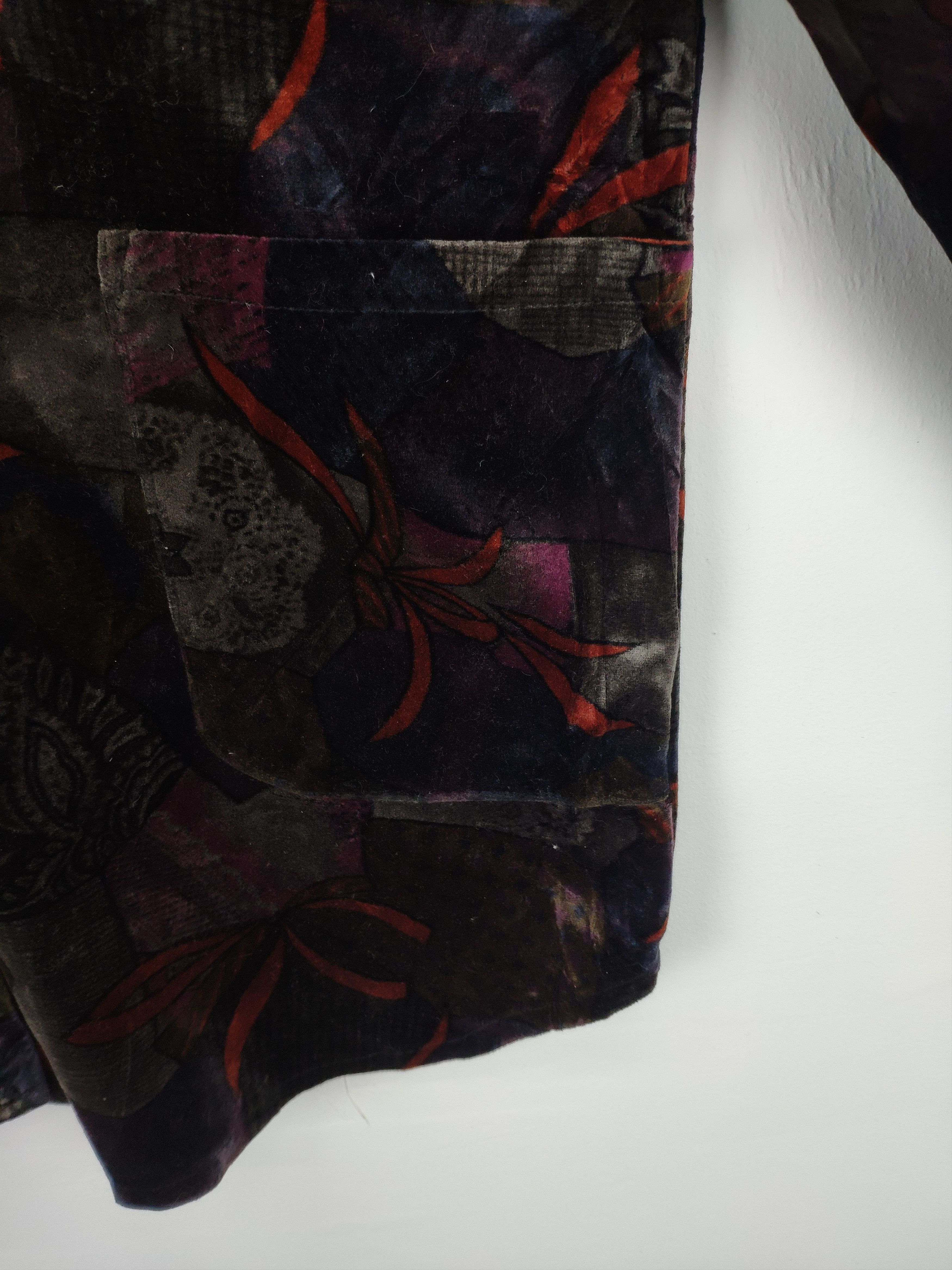 Japanese Brand × Vintage Vintage Japanese Velvet Cardigan Jacket Abstract Motif Size L / US 10 / IT 46 - 7 Thumbnail