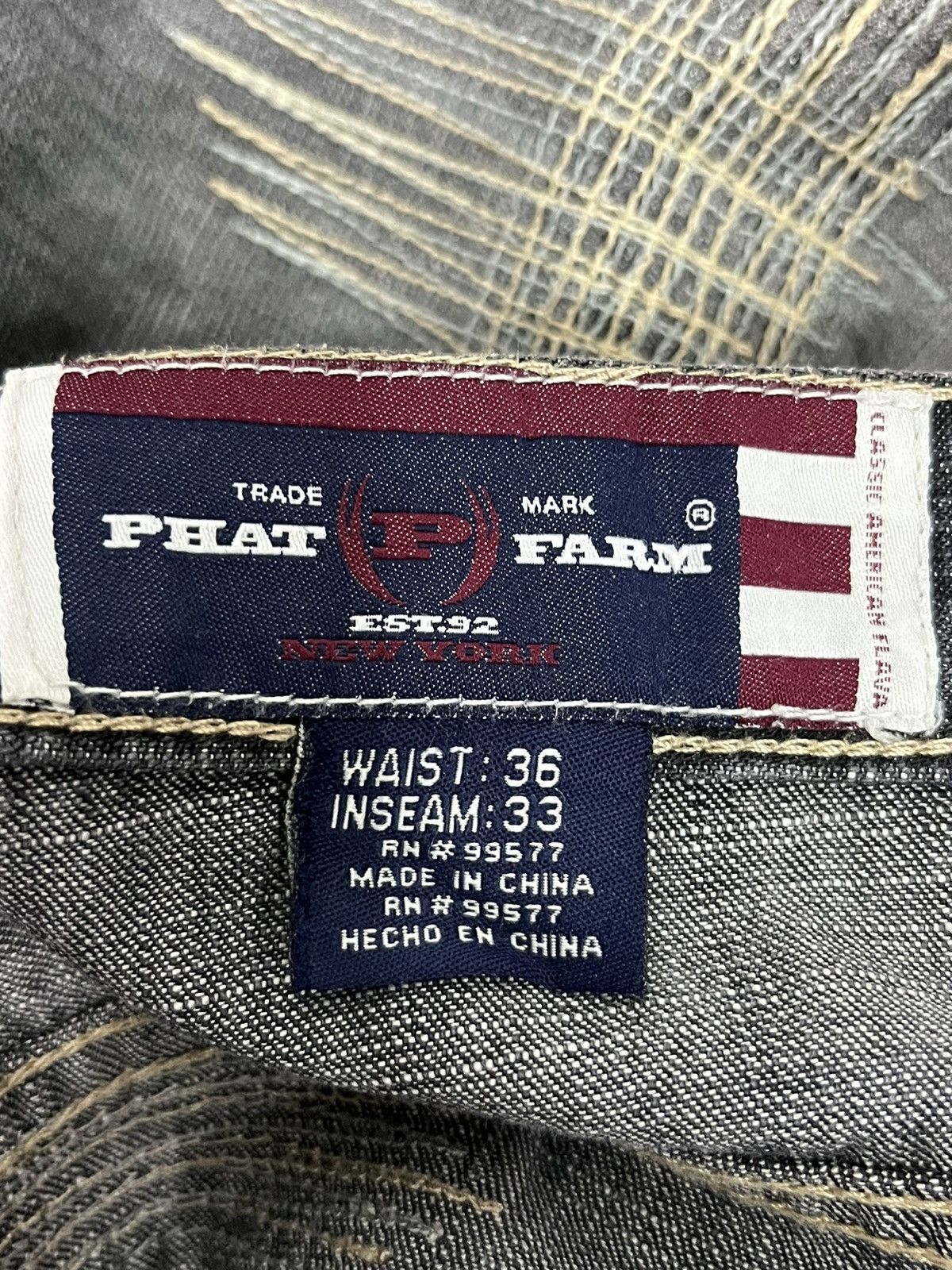 Phat Farm 🔥FYE🔥Vintage PHAT FARM Hip-Hop Baggy Thrashed Leg Denim Size US 35 - 16 Thumbnail