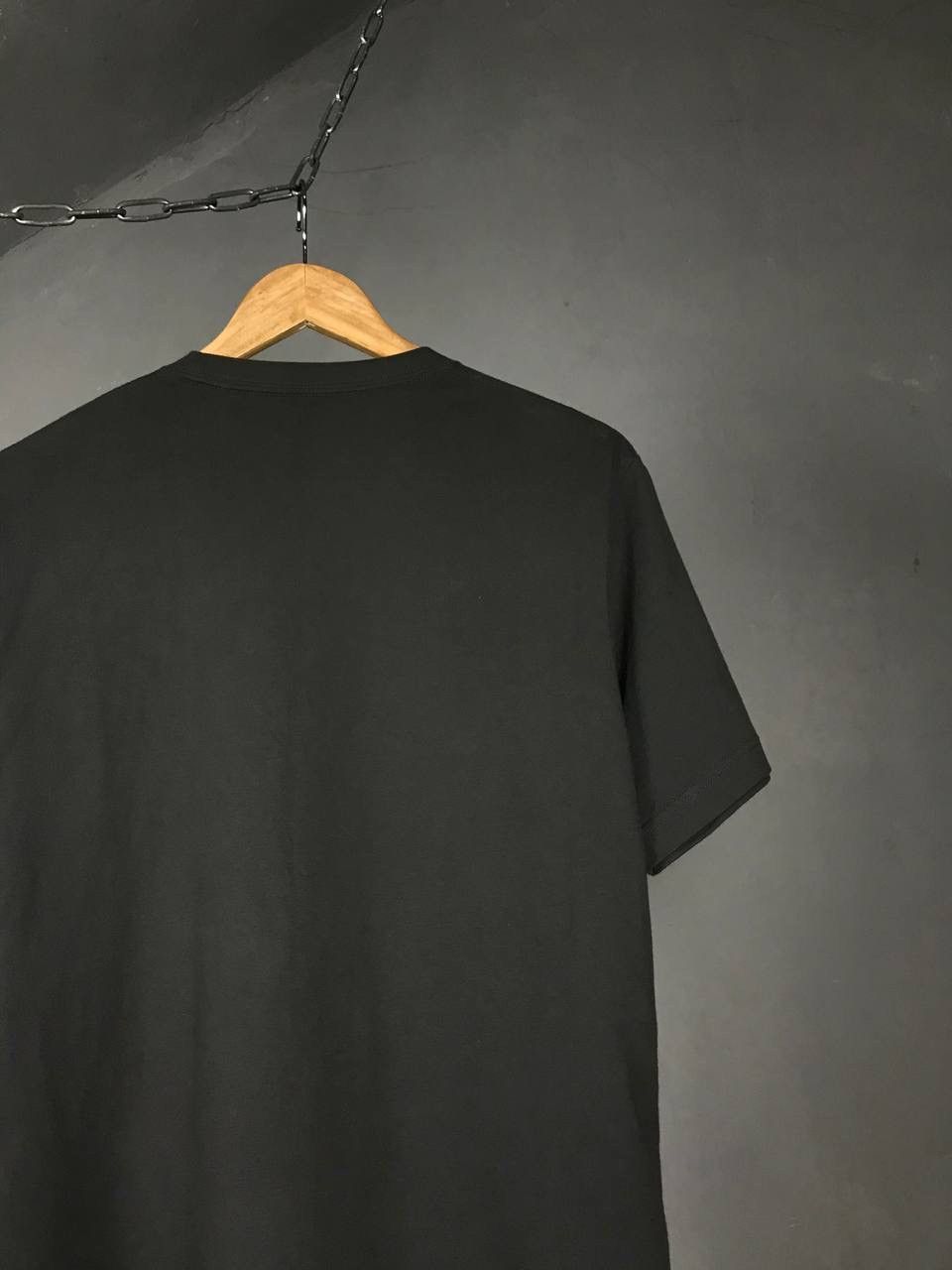 Pokemon × Uniqlo Uniqlo x Pokémon streetwear center logo tee Size US M / EU 48-50 / 2 - 7 Thumbnail