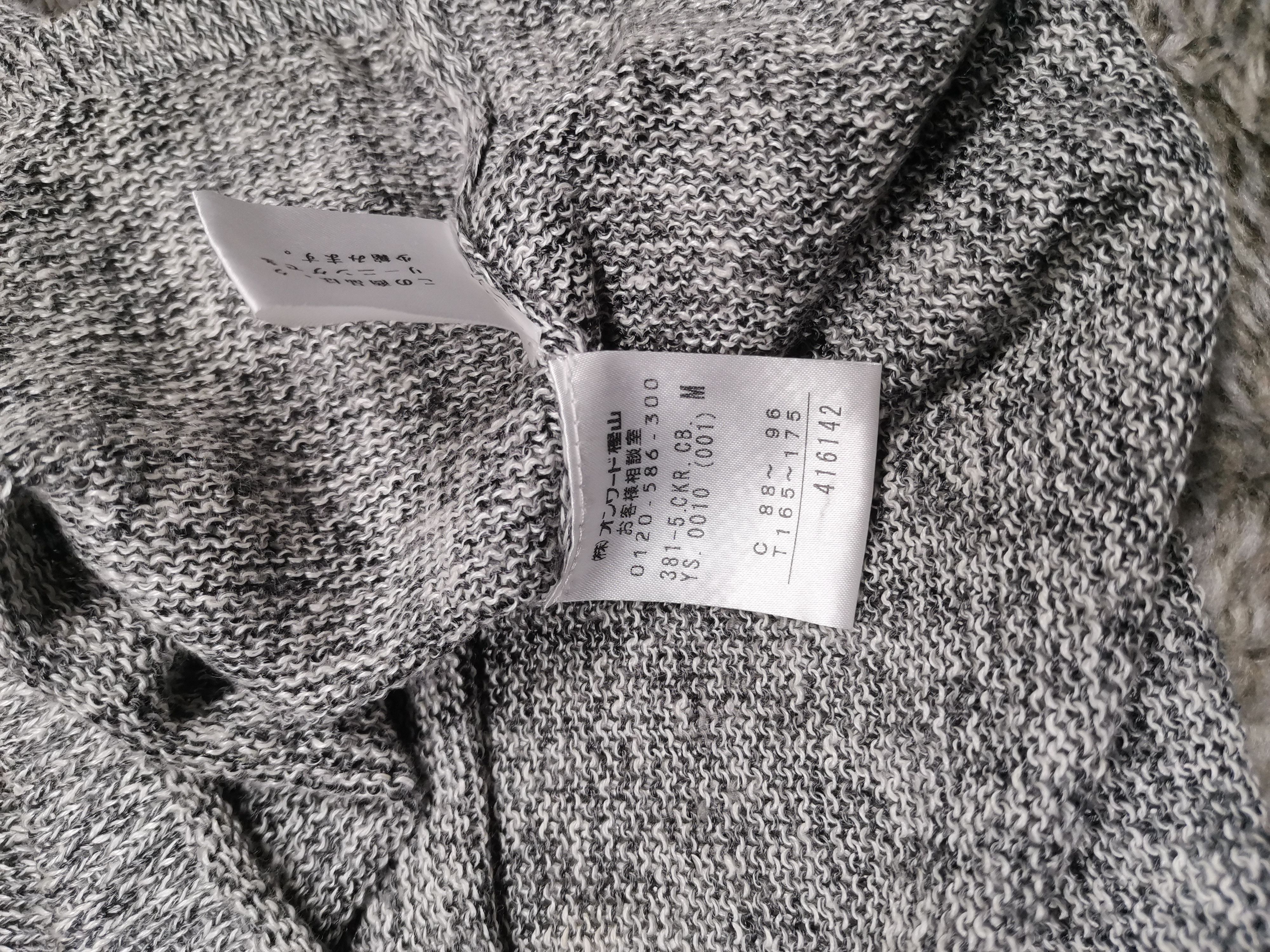 Calvin Klein Vintage Calvin Klein V Neck Knitwear Size US M / EU 48-50 / 2 - 4 Thumbnail